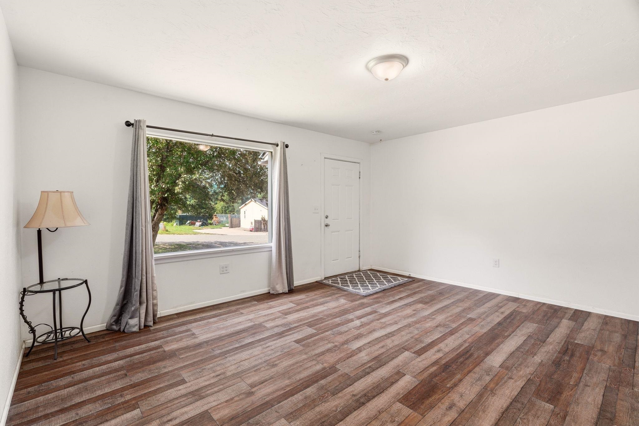 92/94 Larsen Blvd - Photo 29