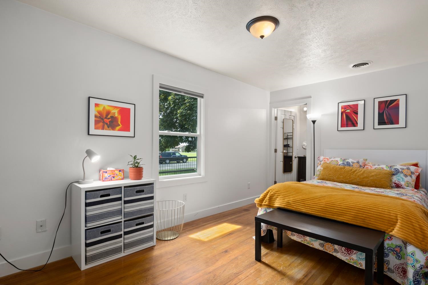 306 W 3rd St - Photo 23