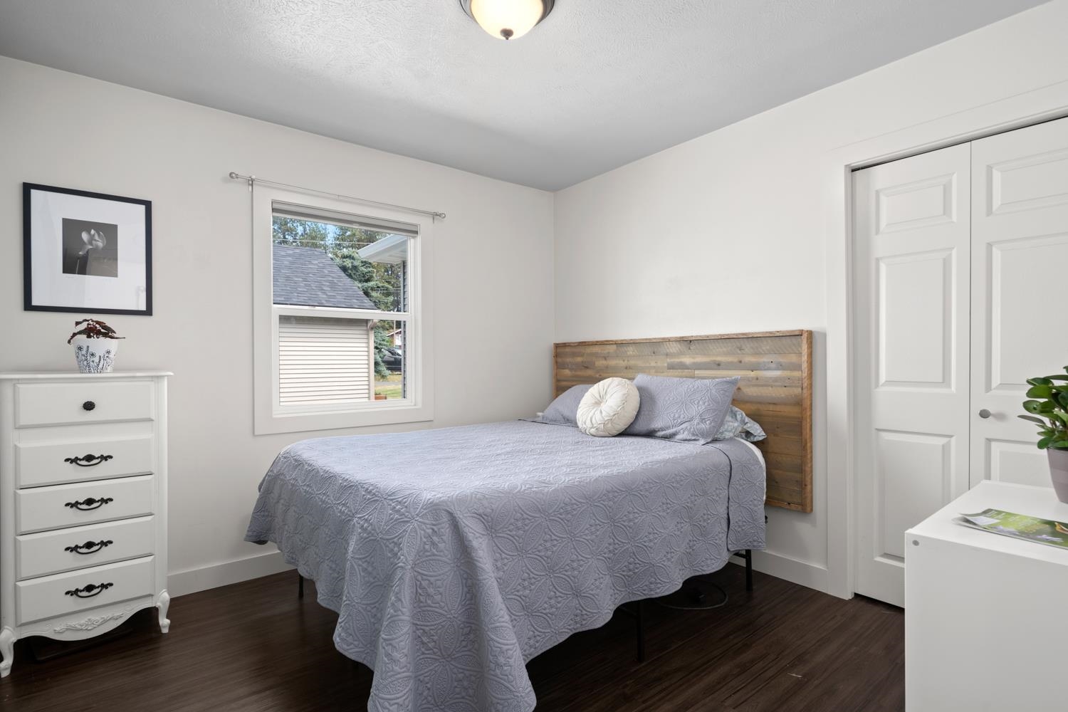 306 W 3rd St - Photo 26