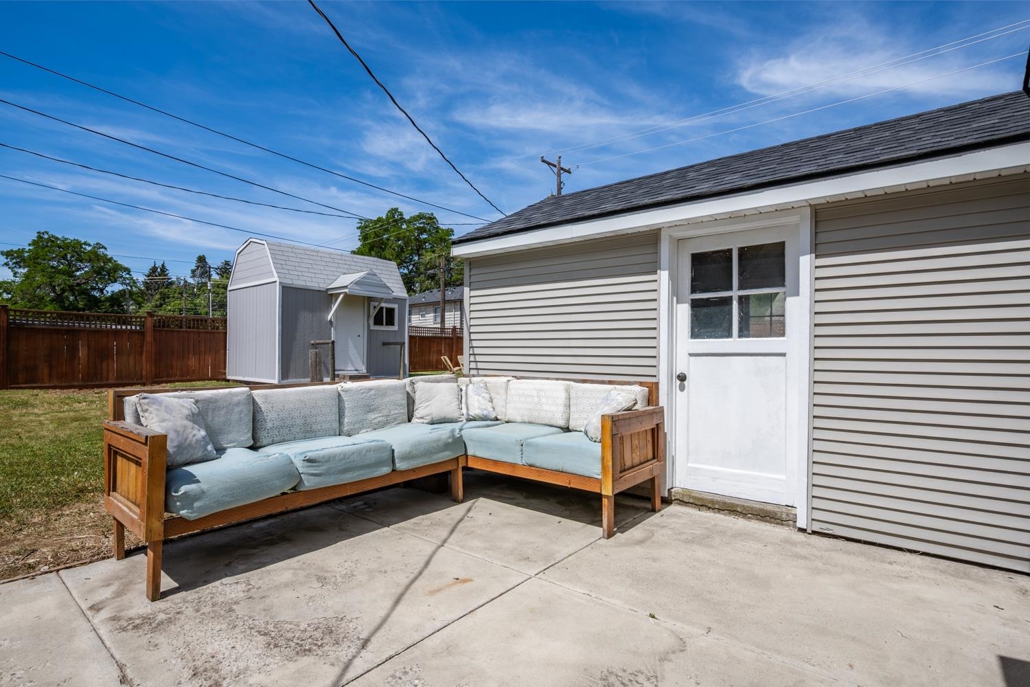 306 W 3rd St - Photo 33