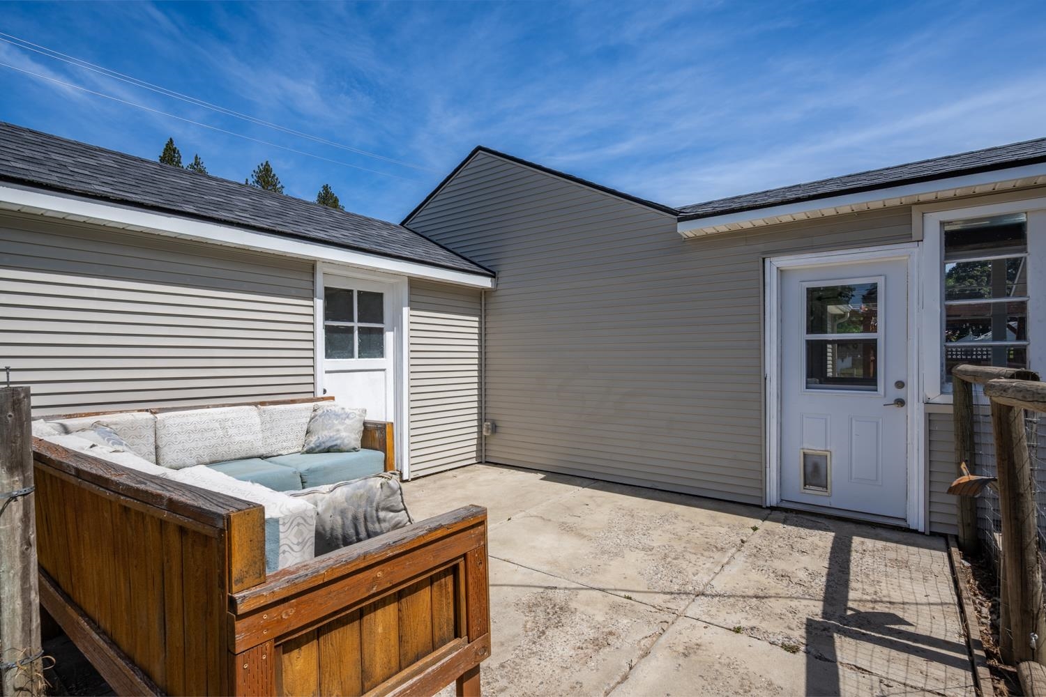 306 W 3rd St - Photo 34