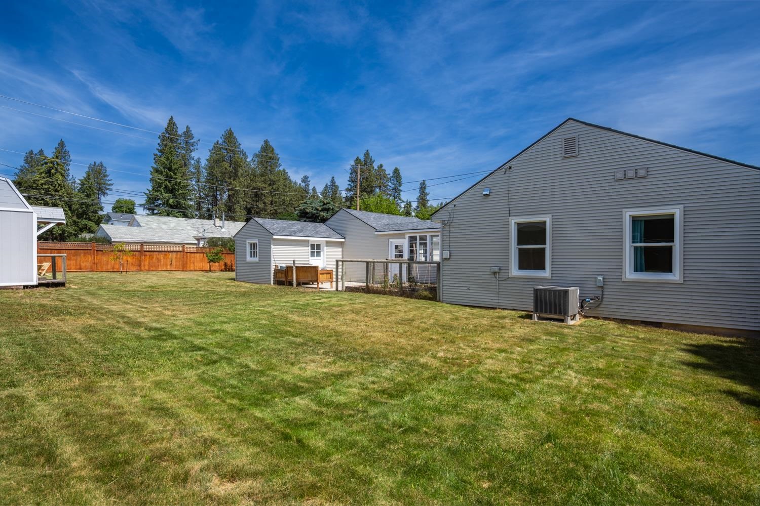 306 W 3rd St - Photo 48