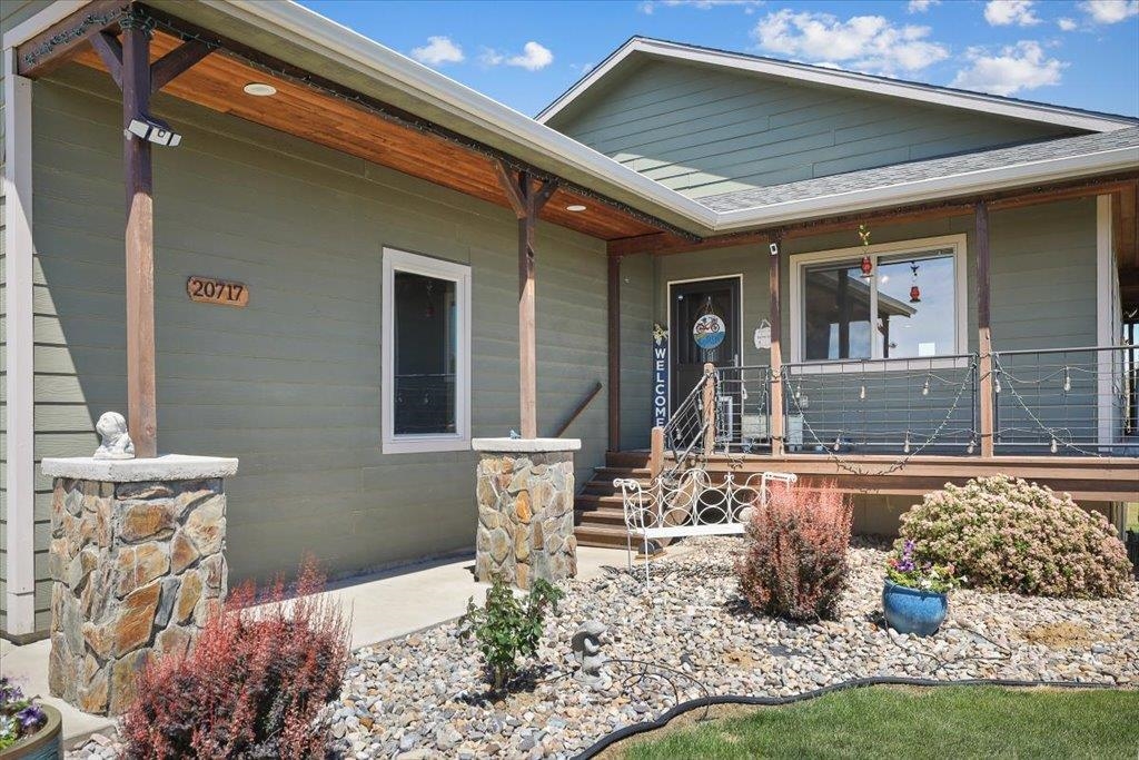 20717 N Division Rd - Photo 5