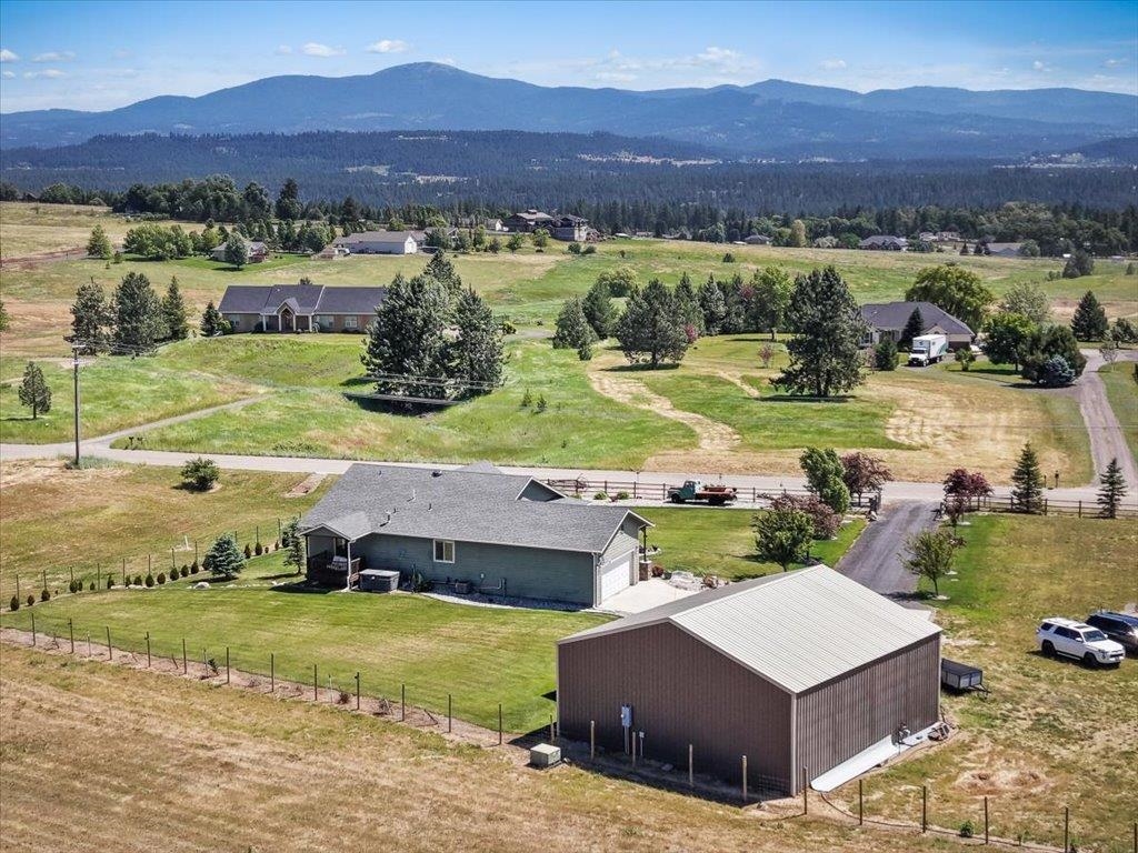 20717 N Division Rd - Photo 37