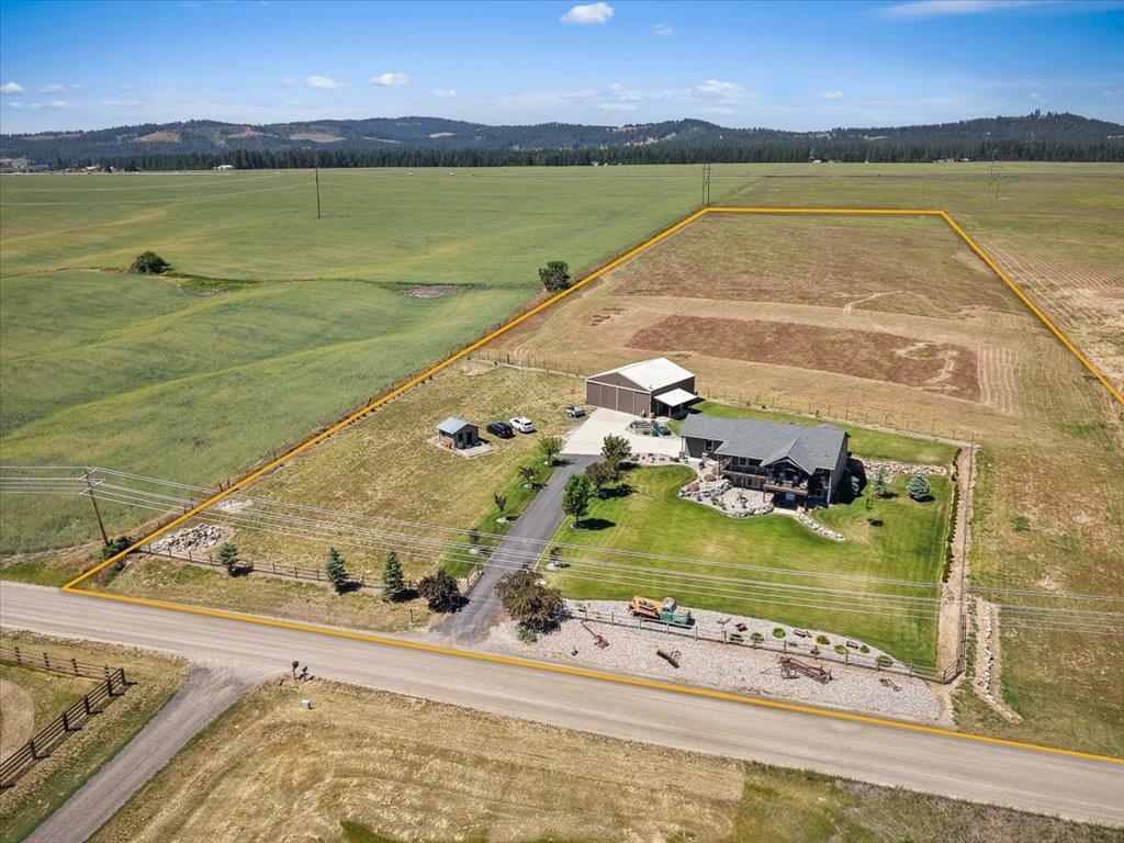 20717 N Division Rd - Photo 39