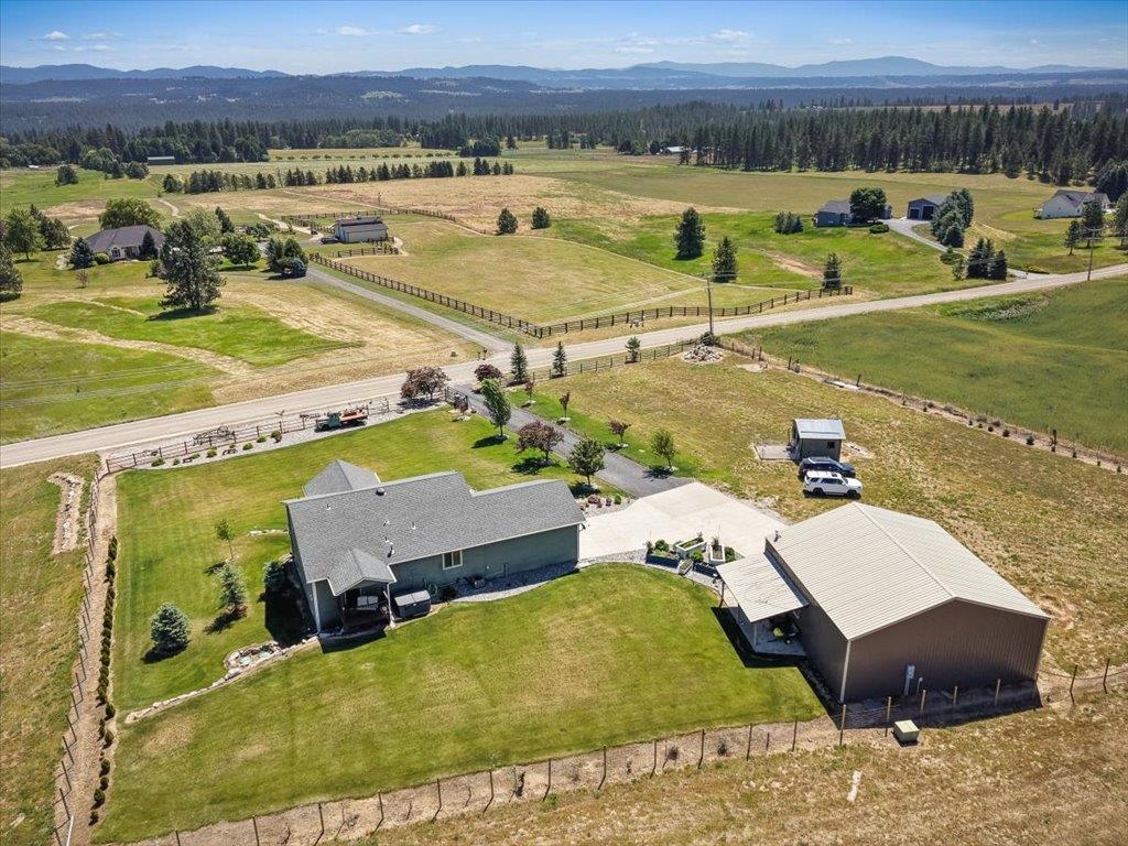 20717 N Division Rd - Photo 40