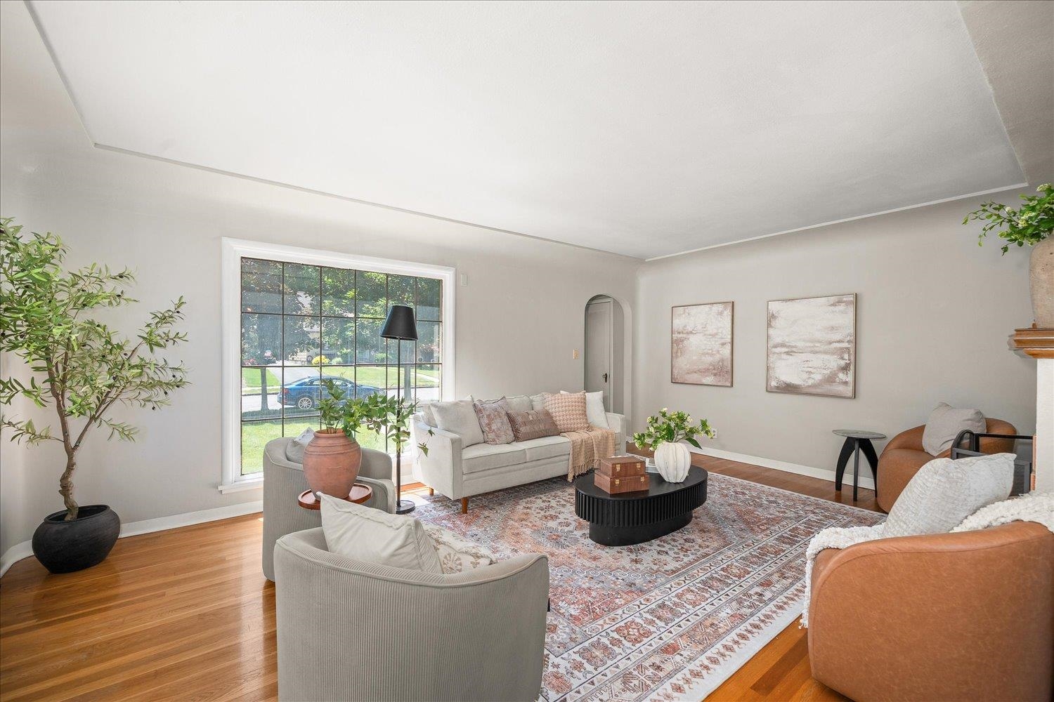 440 W 27TH Ave - Photo 4