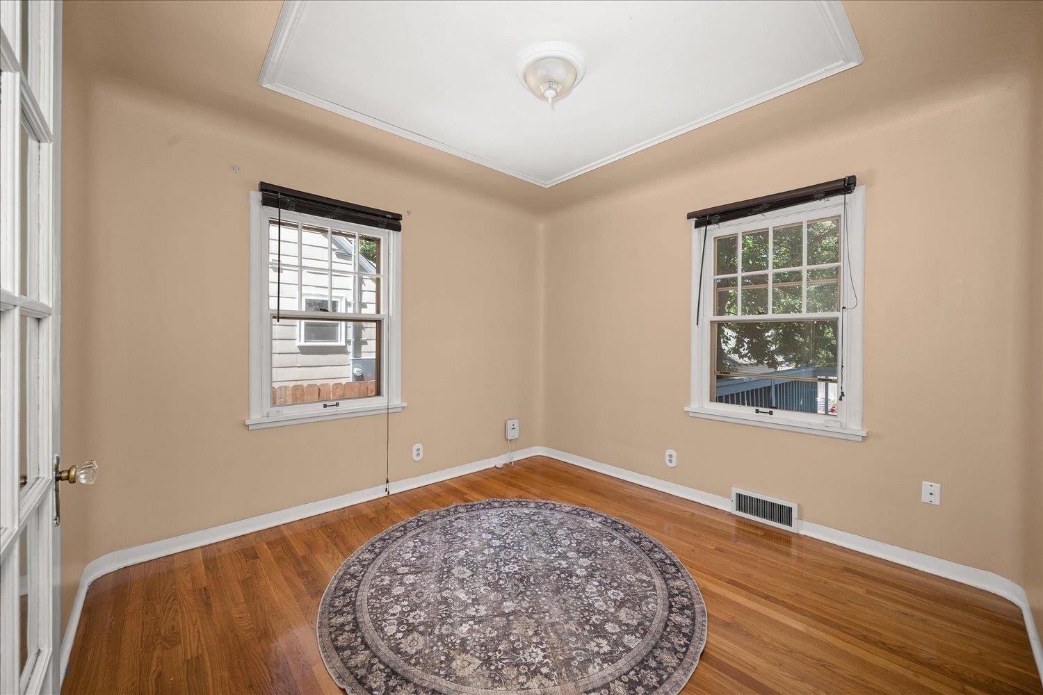 440 W 27TH Ave - Photo 16