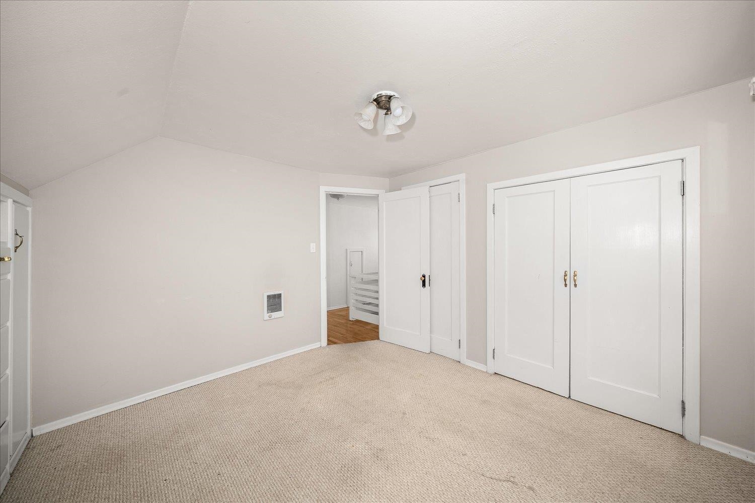 440 W 27TH Ave - Photo 21
