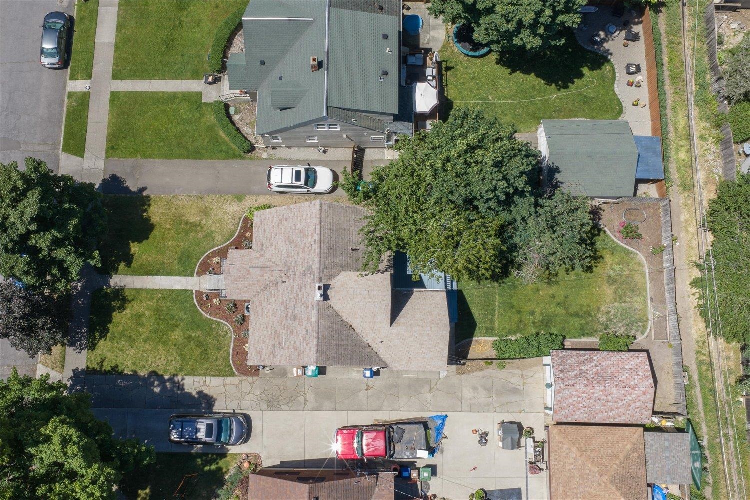 440 W 27TH Ave - Photo 35