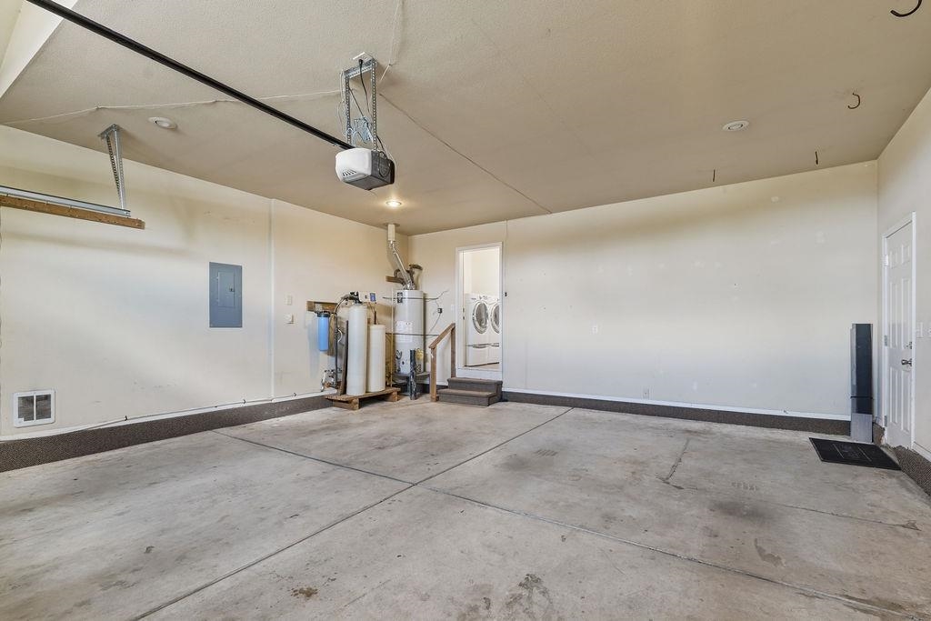9428 N Oak St - Photo 31