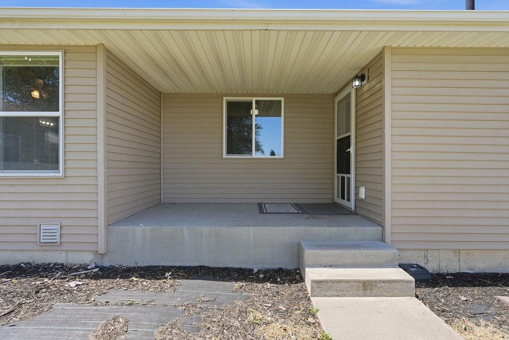 9428 N Oak St - Photo 32