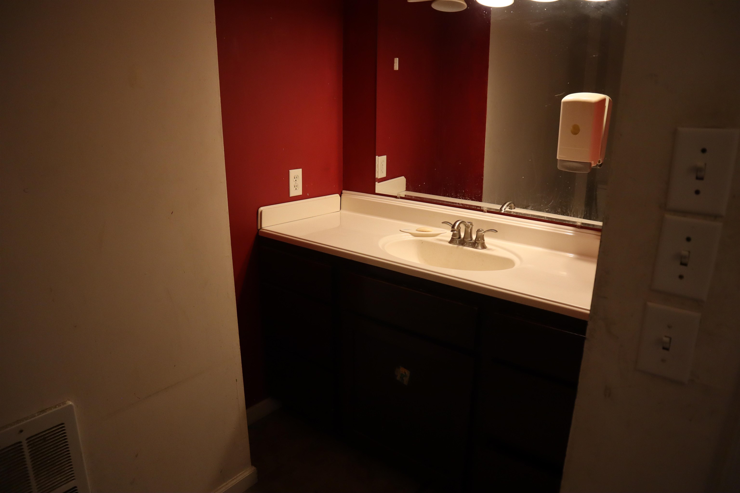 408 E Providence Ave - Photo 12