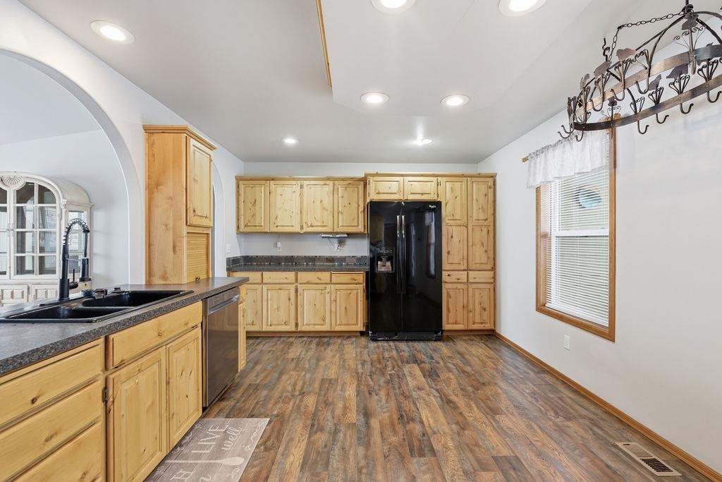 8715 W Antler Rd - Photo 13