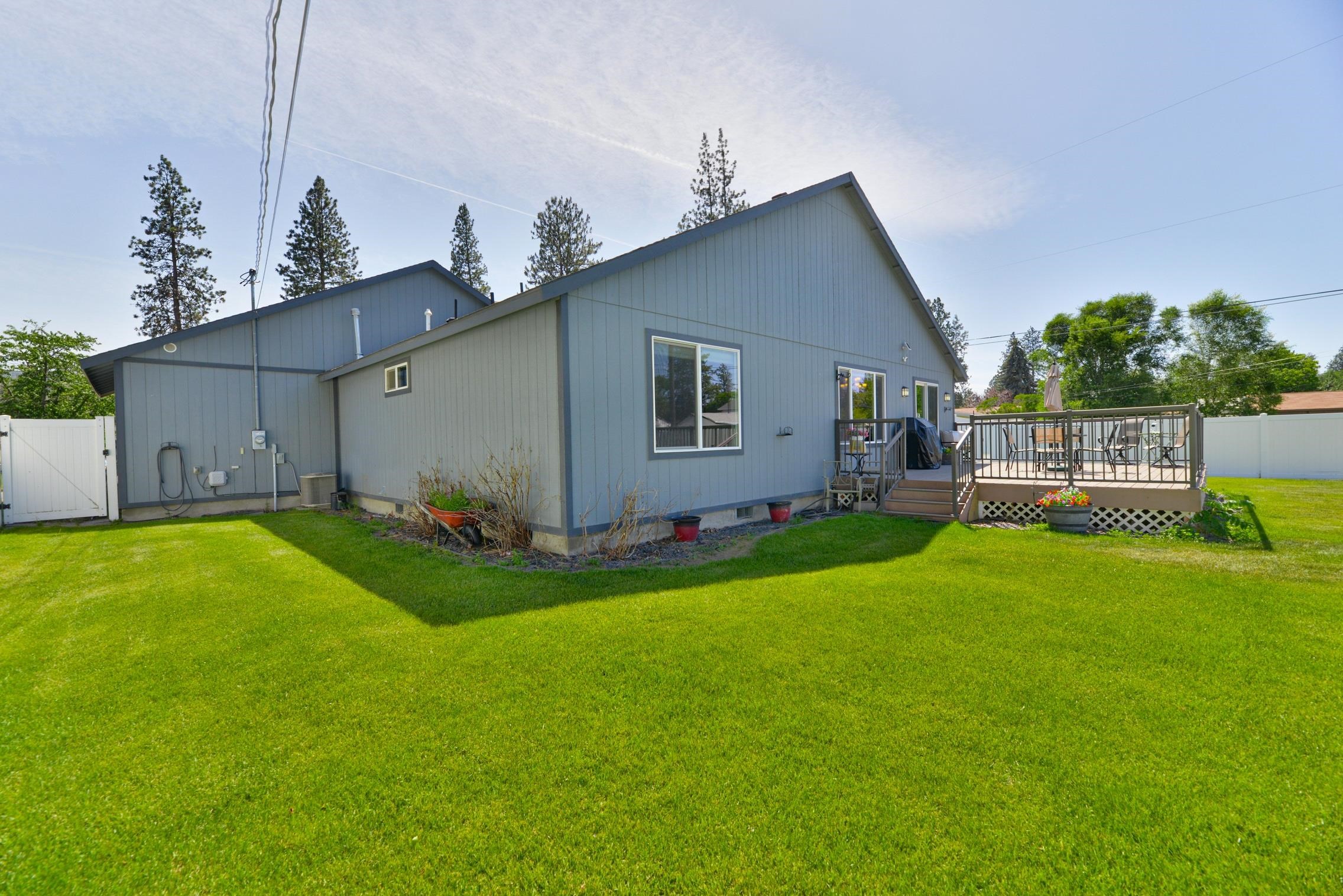 7301 E 11th Ave - Photo 22