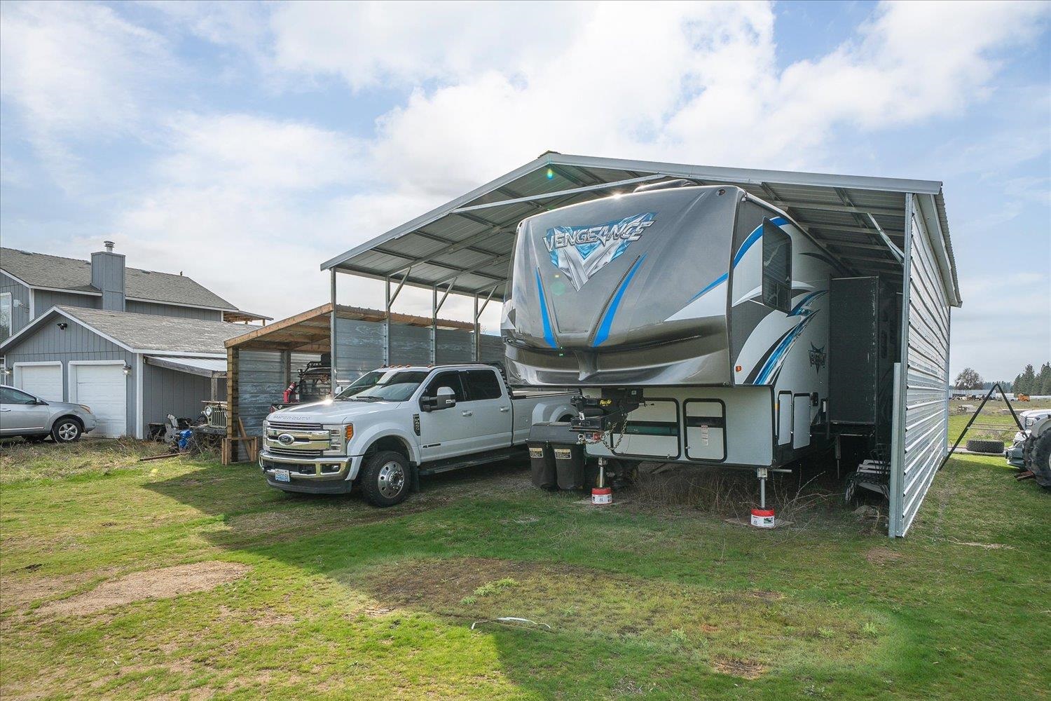 4810 E Big Meadows Rd - Photo 3