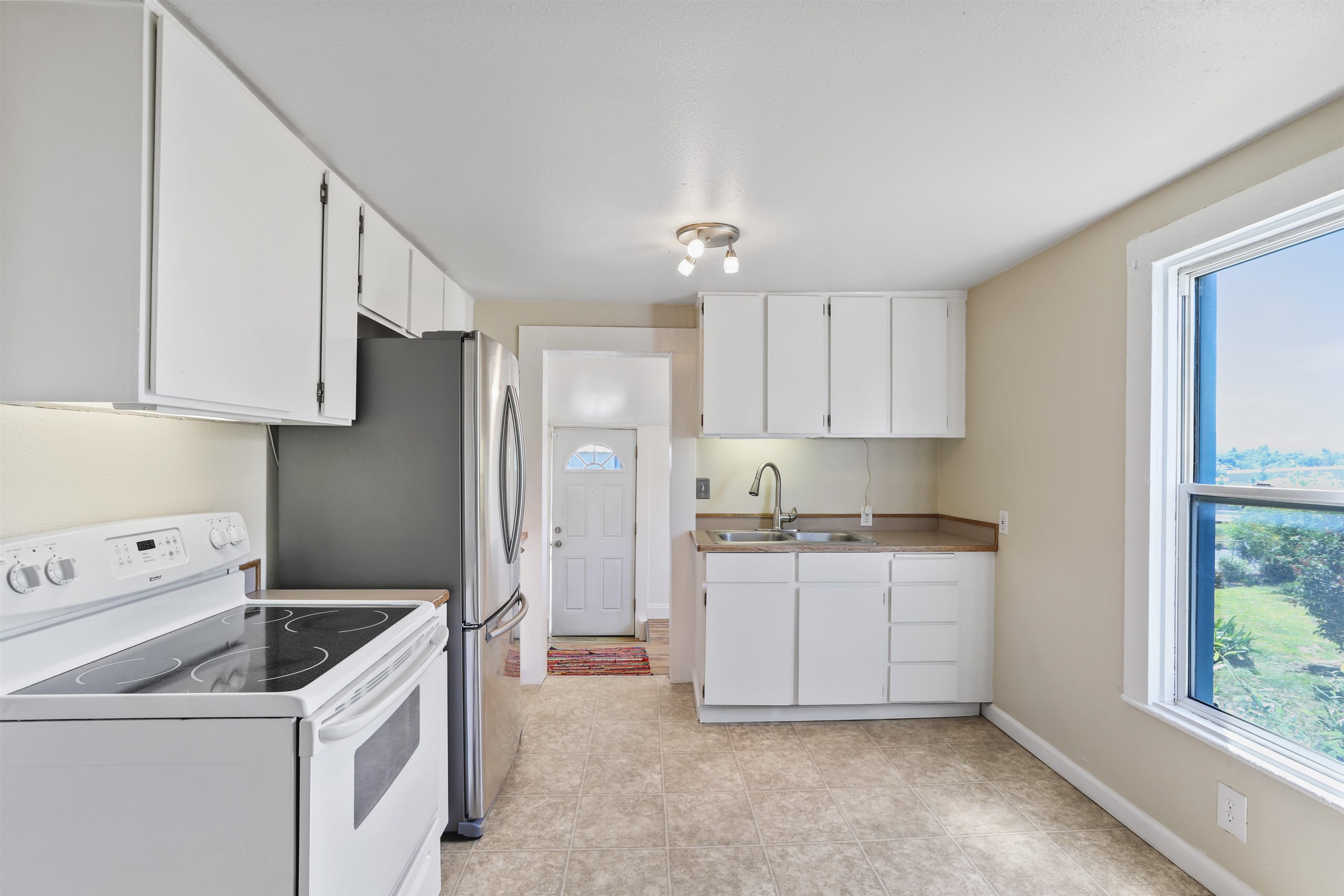 2030 N Perry St - Photo 10