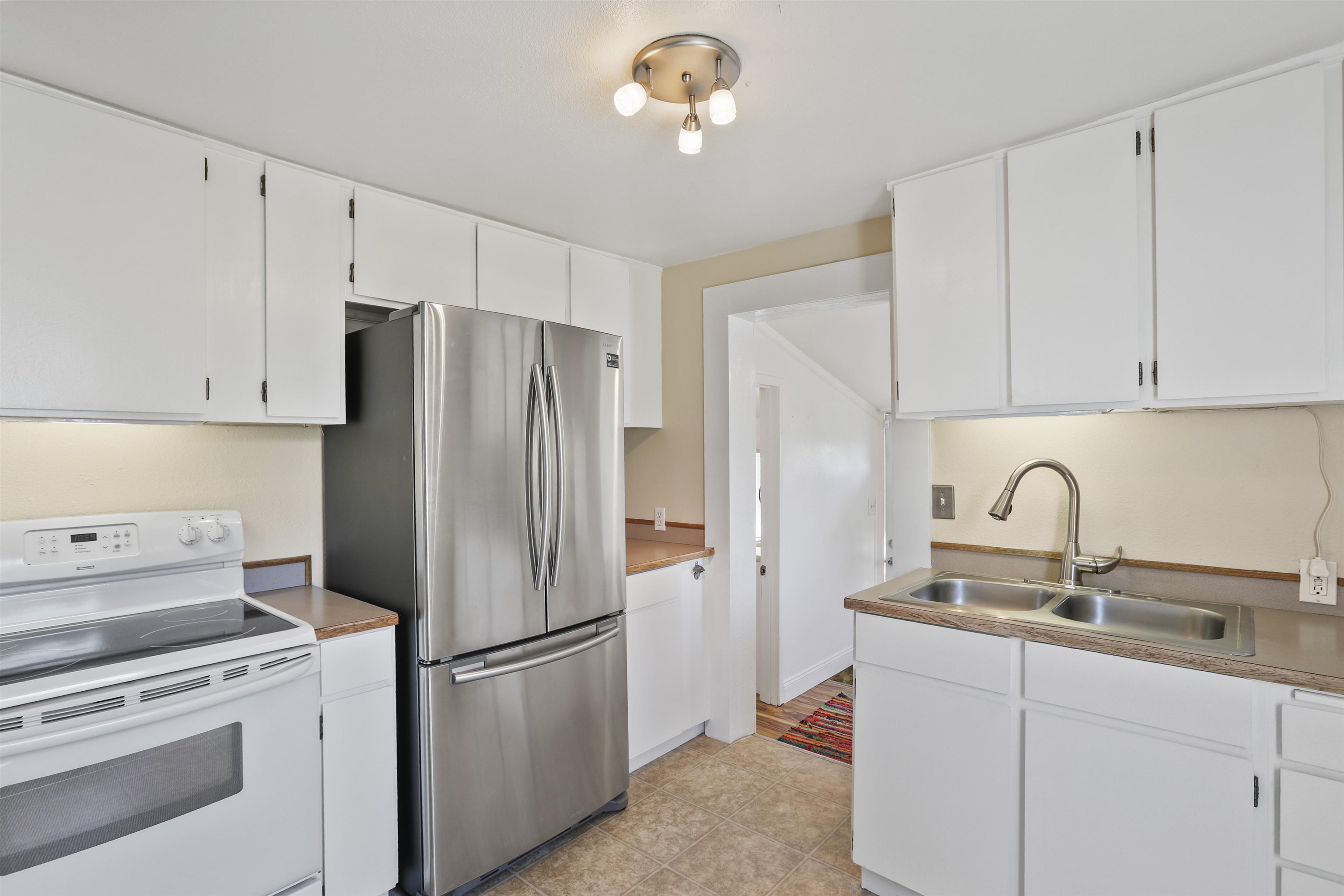 2030 N Perry St - Photo 3