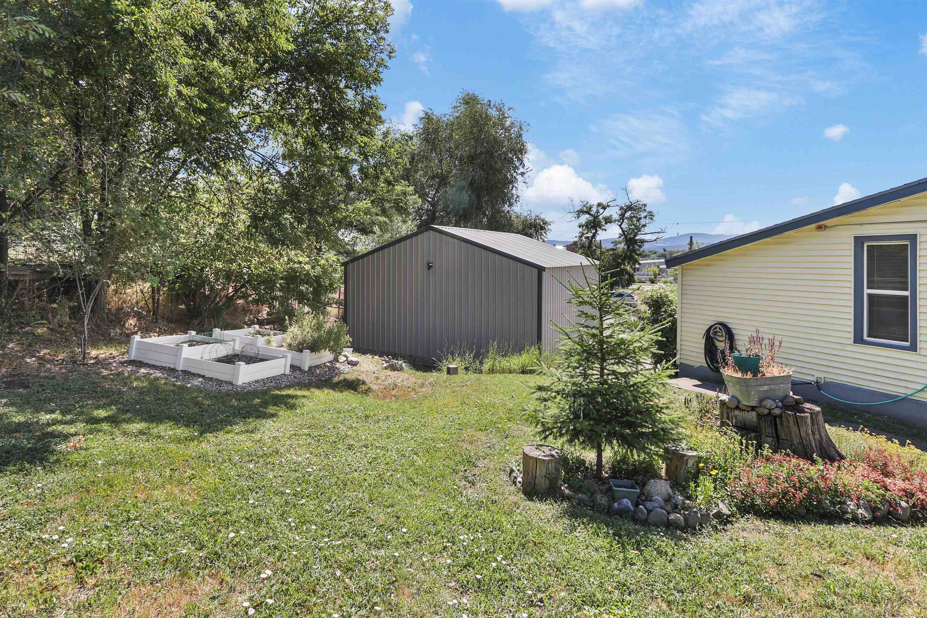 2030 N Perry St - Photo 20