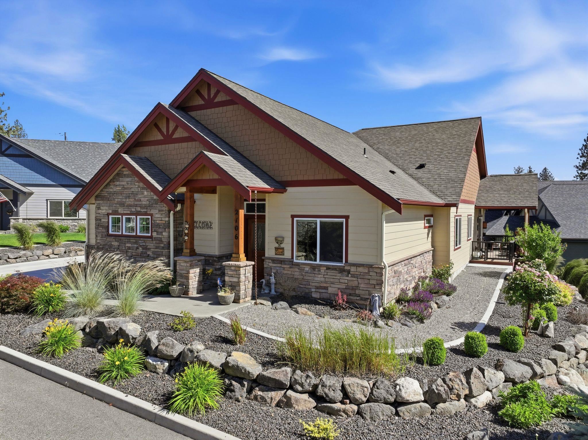 2106 E Aspen Ln - Photo 1