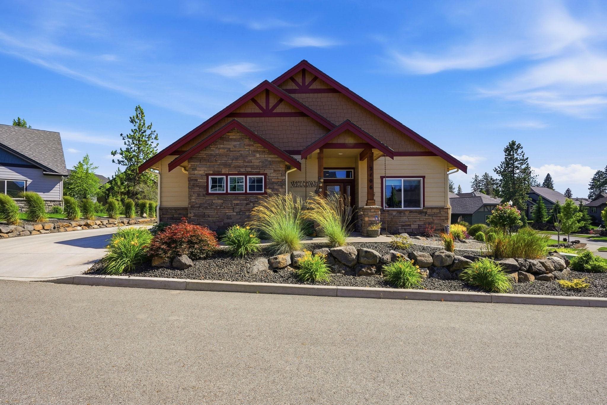 2106 E Aspen Ln - Photo 2