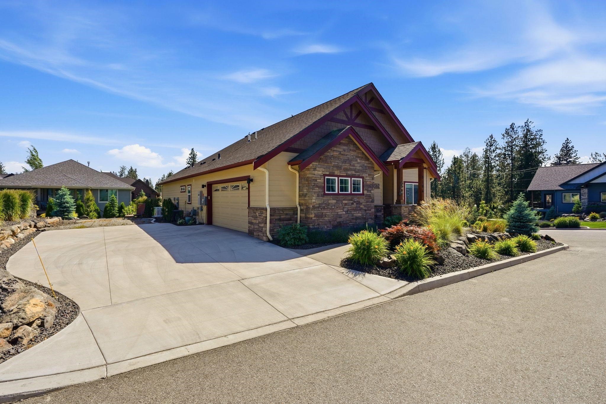 2106 E Aspen Ln - Photo 3