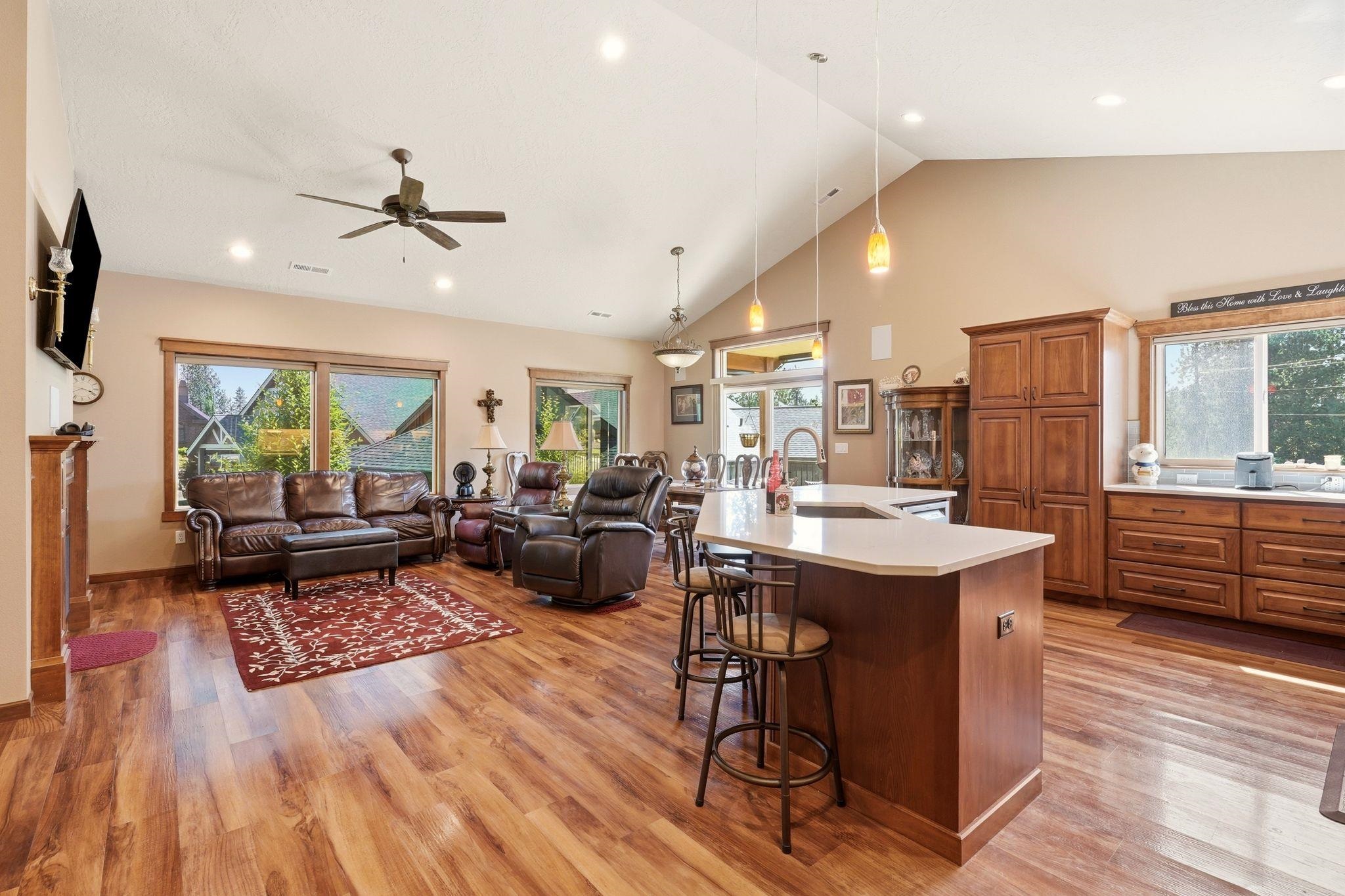 2106 E Aspen Ln - Photo 5