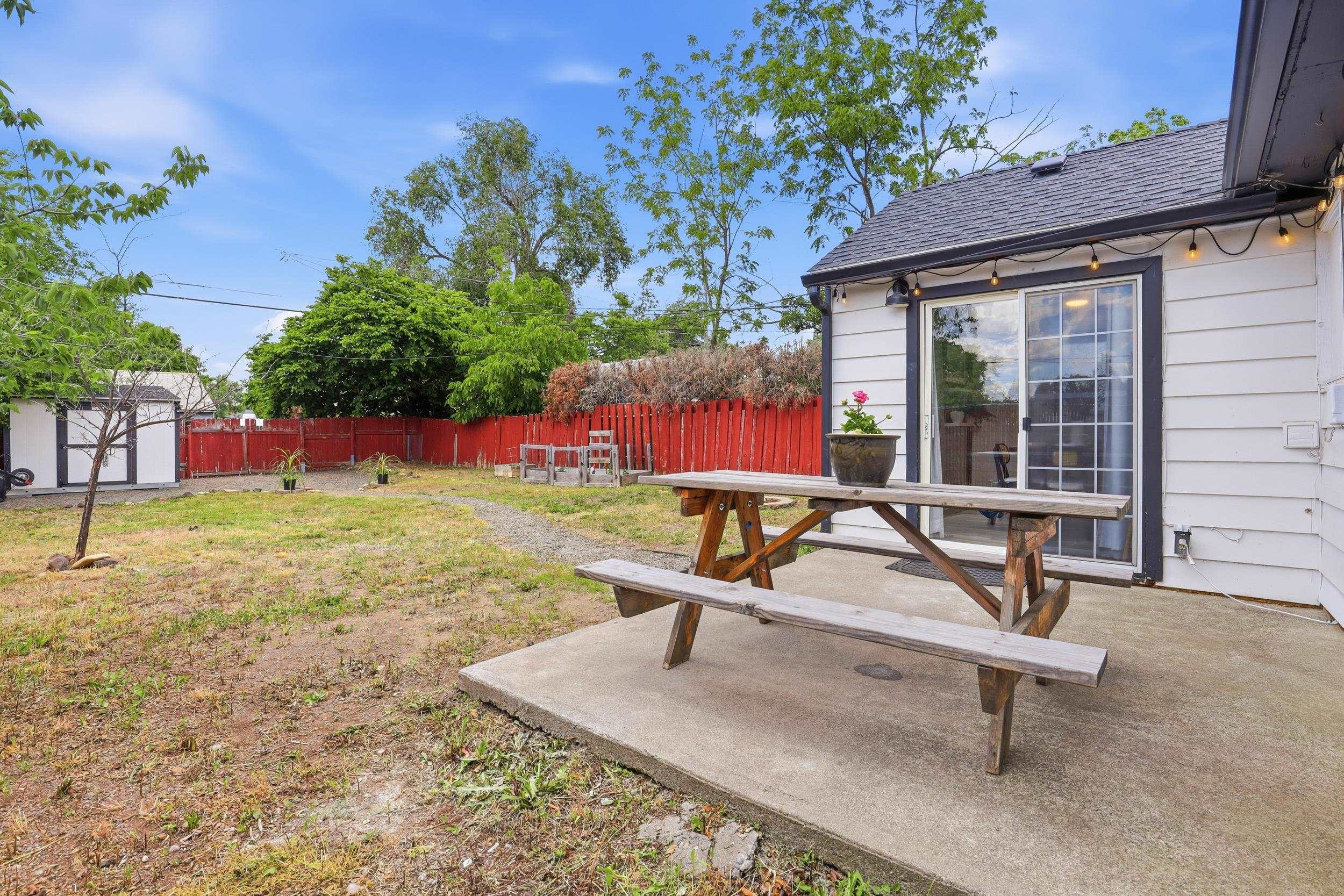 2504 W Wabash Ave - Photo 31