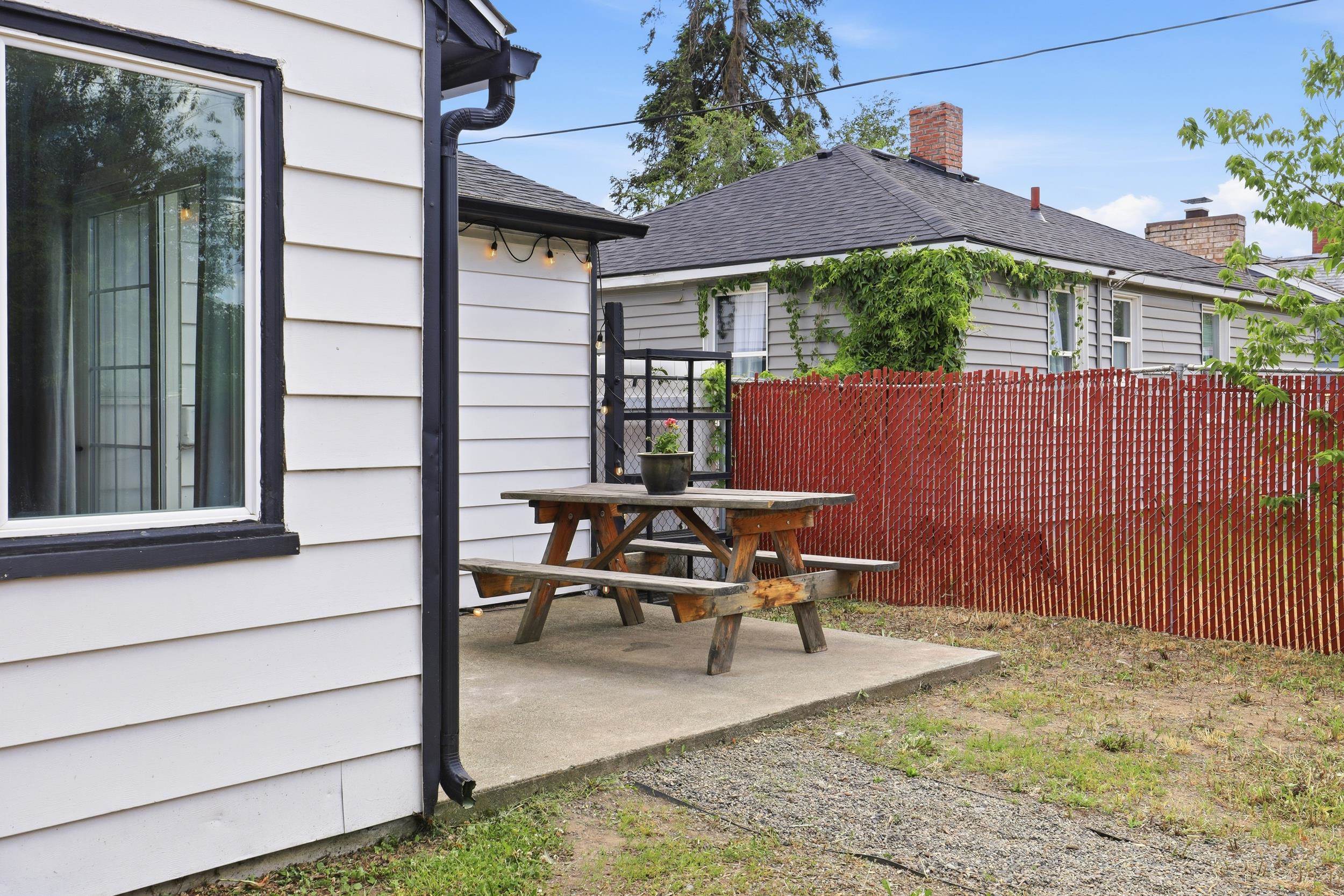 2504 W Wabash Ave - Photo 33