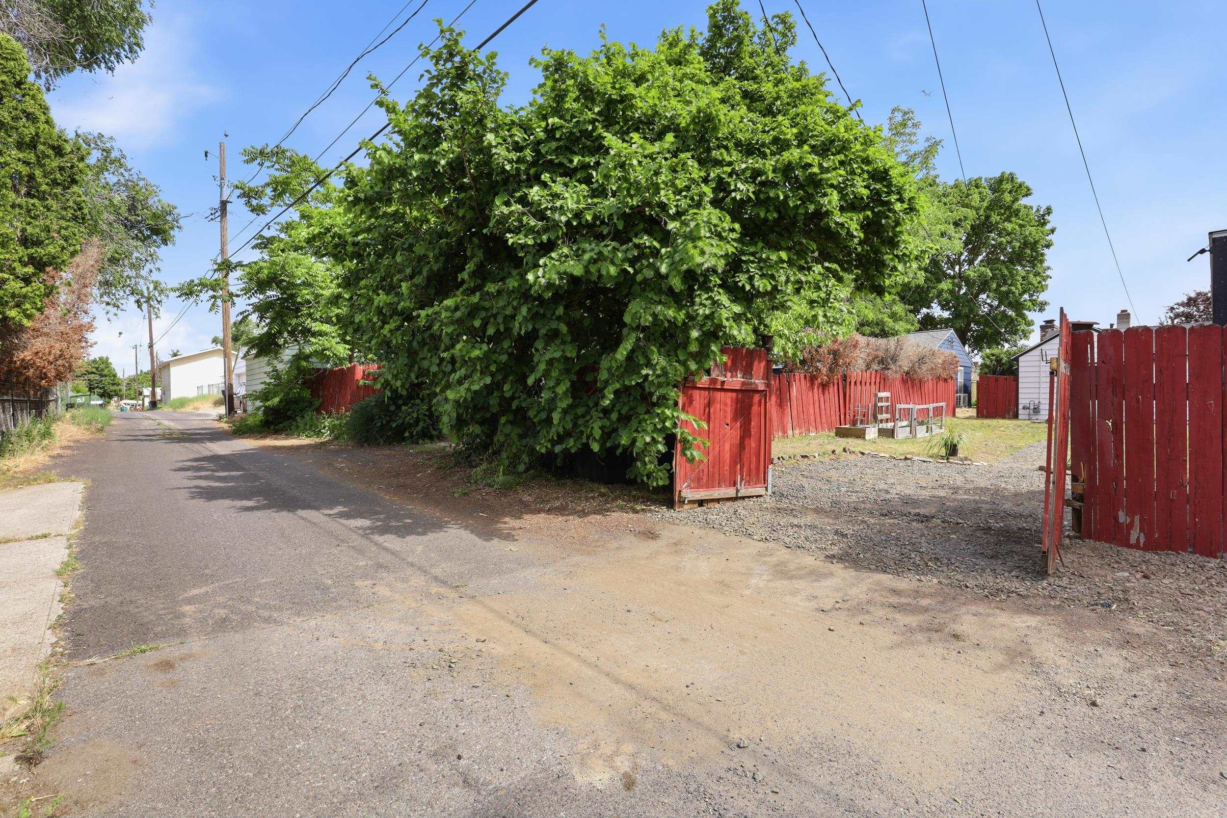 2504 W Wabash Ave - Photo 40