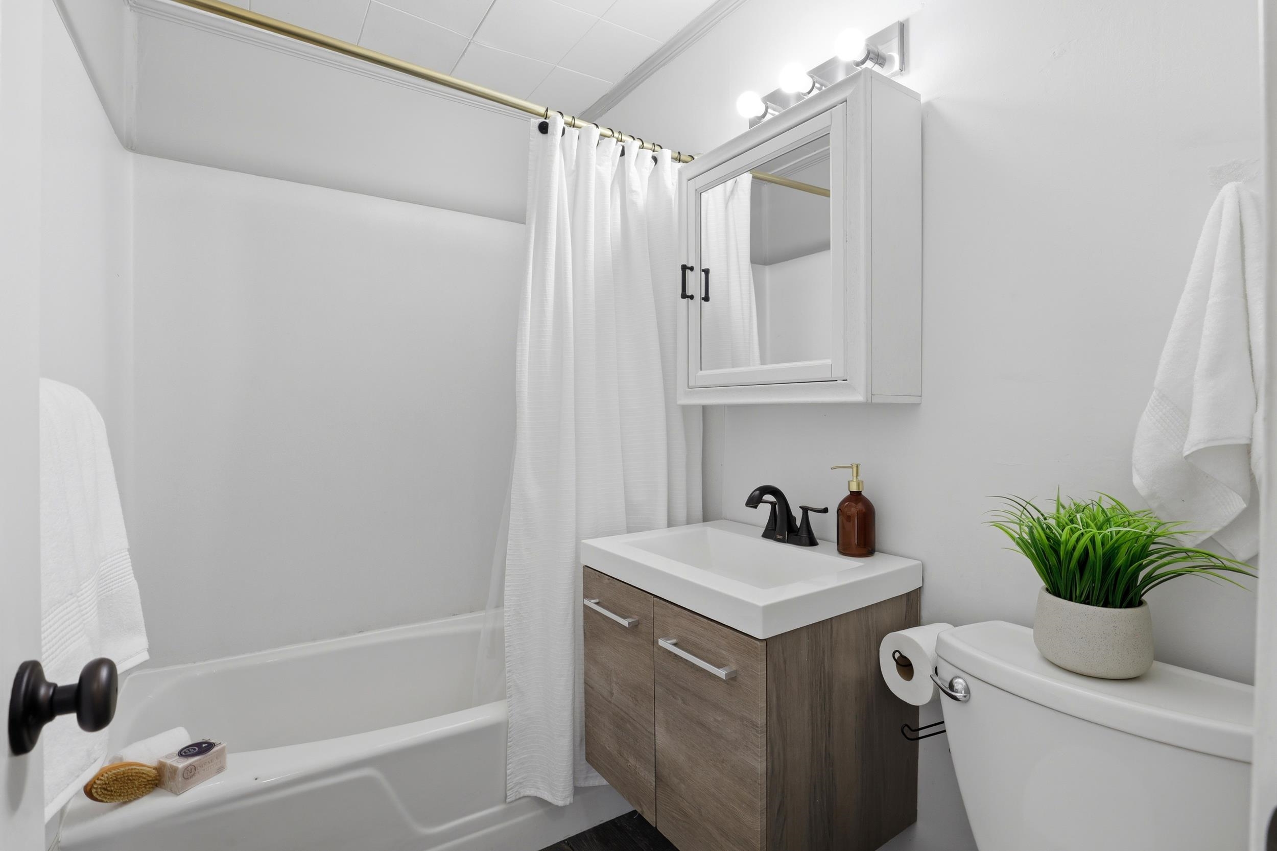 2504 W Wabash Ave - Photo 20