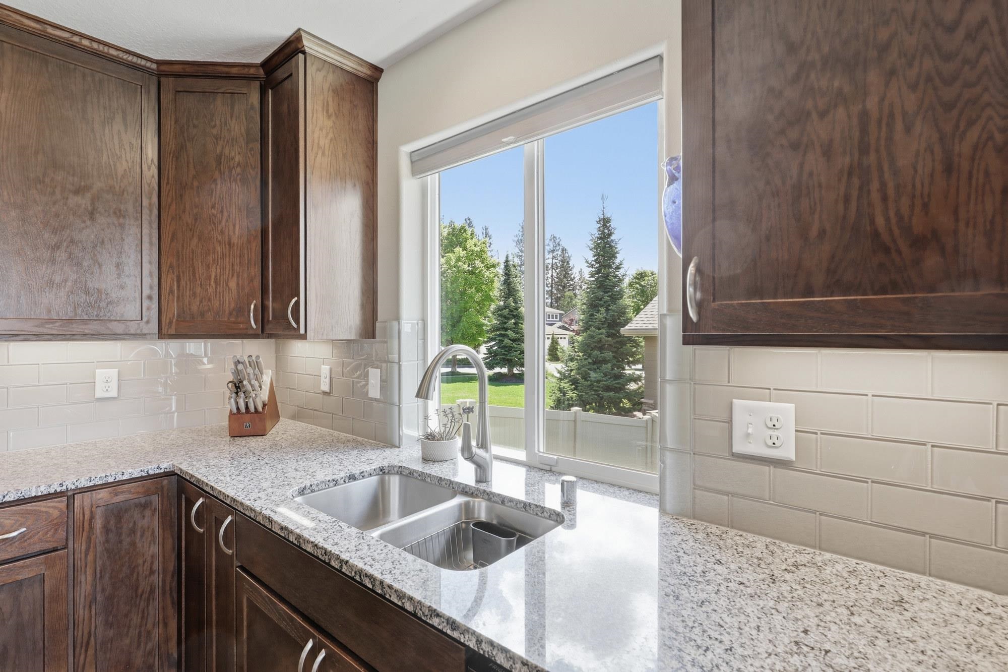 9021 N Rosebury Ln - Photo 15