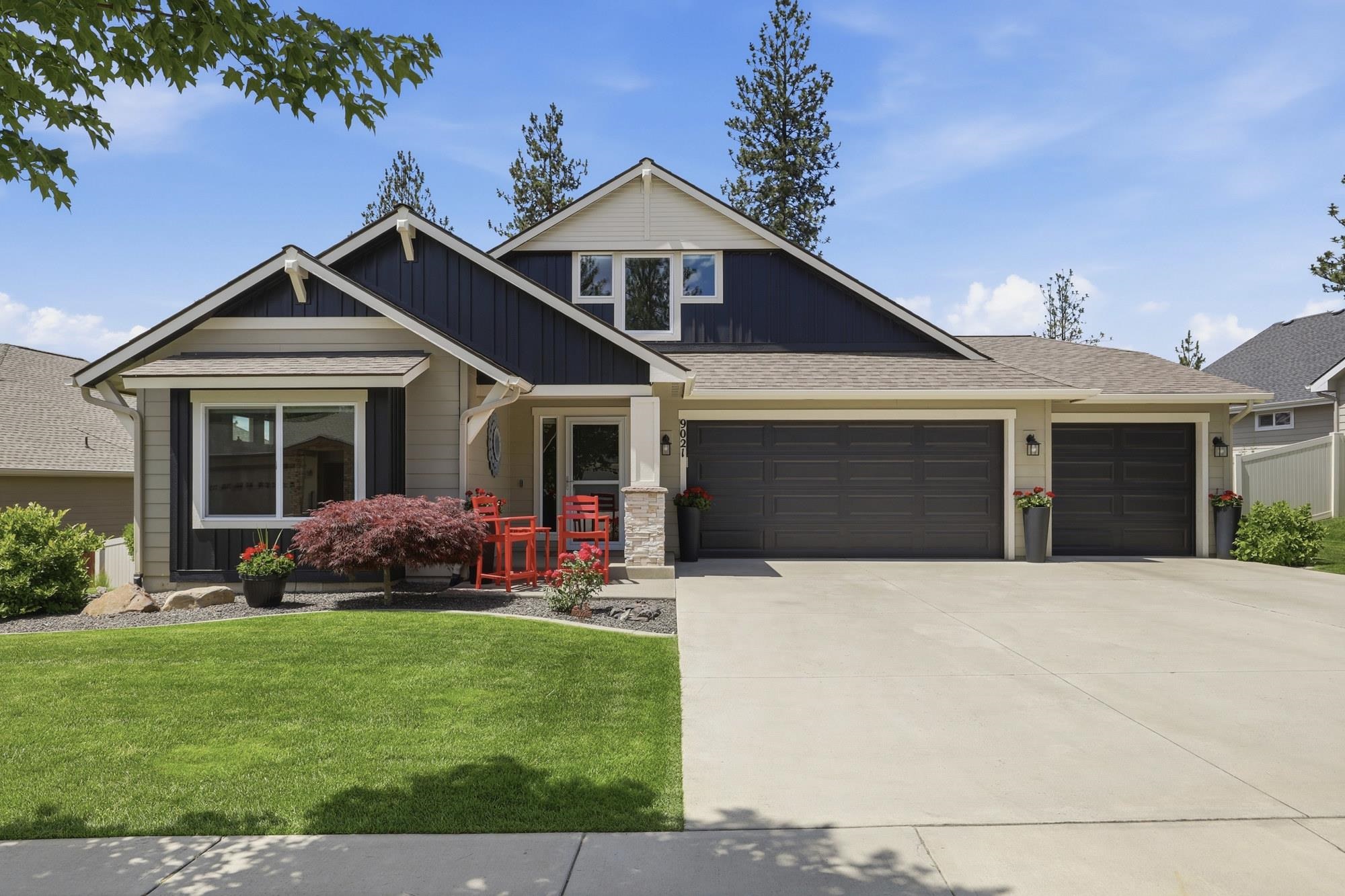 9021 N Rosebury Ln - Photo 1