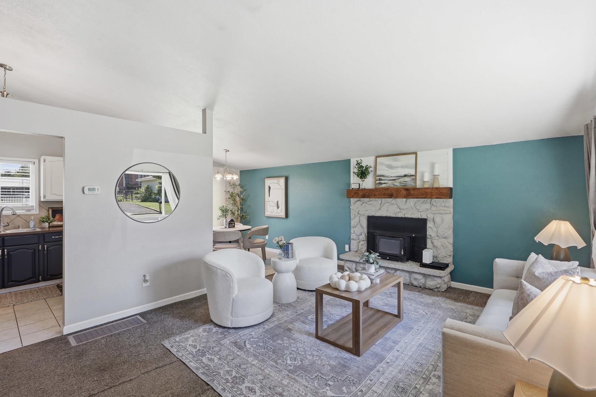 12421 E 31st Ave - Photo 3