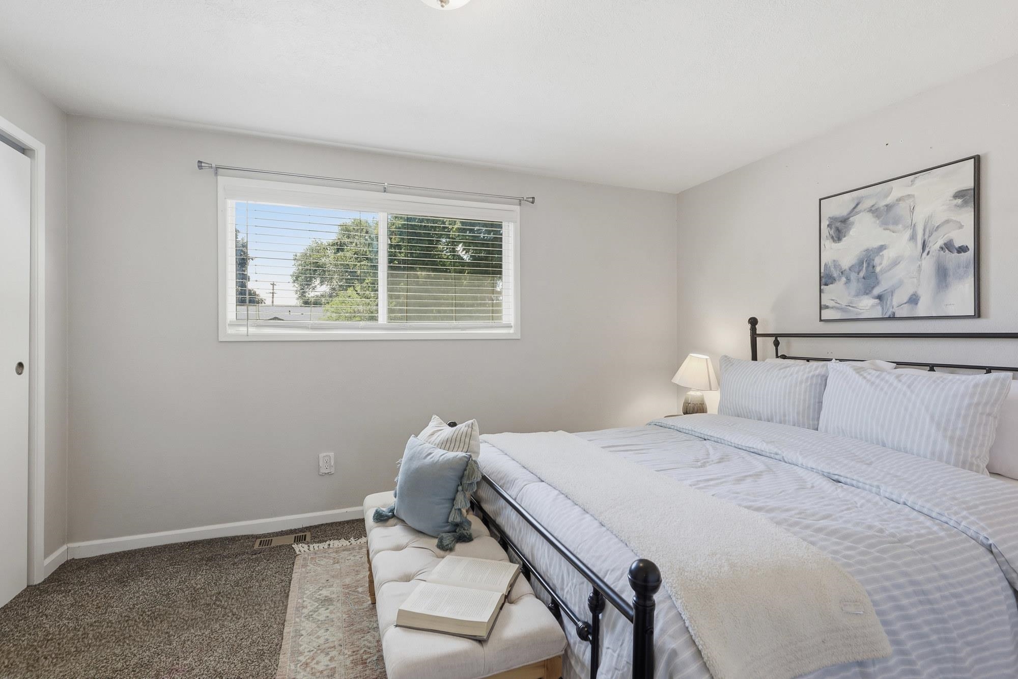 12421 E 31st Ave - Photo 11