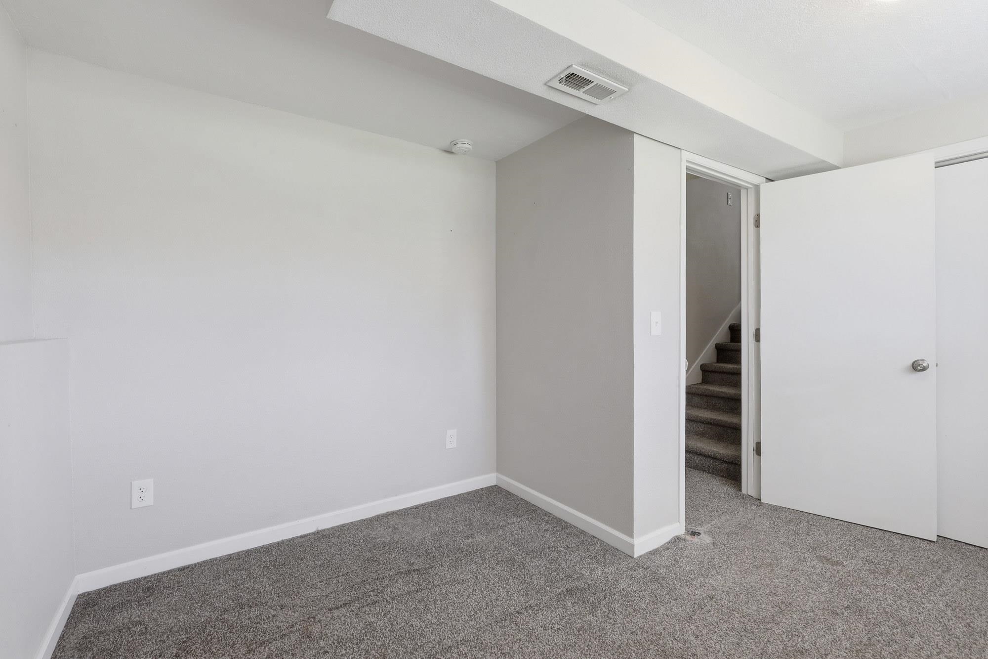 12421 E 31st Ave - Photo 15