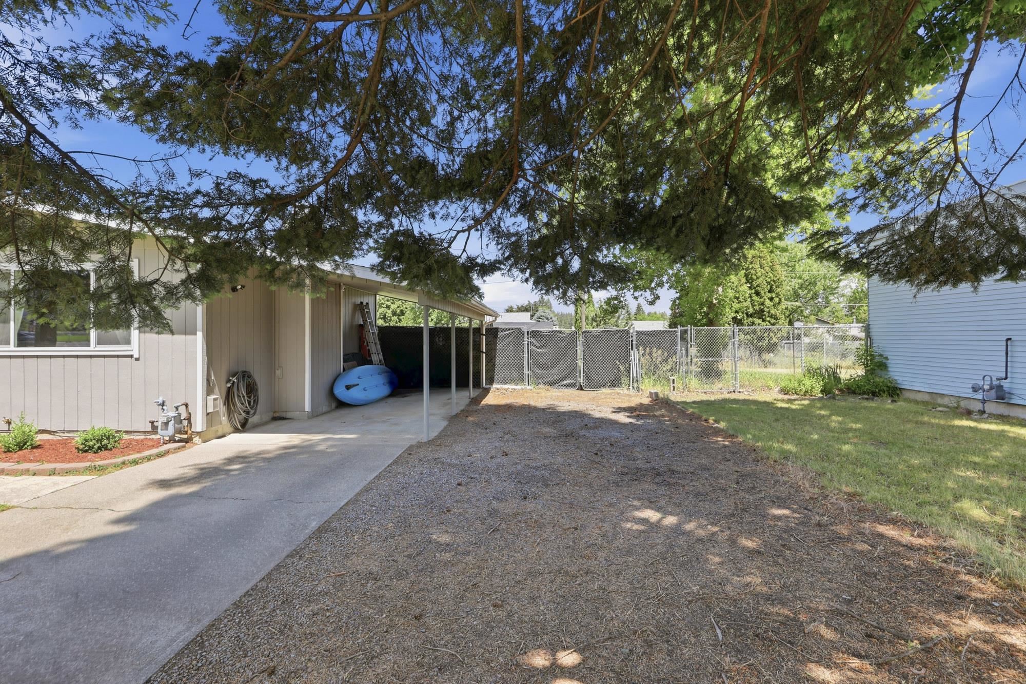 12421 E 31st Ave - Photo 25