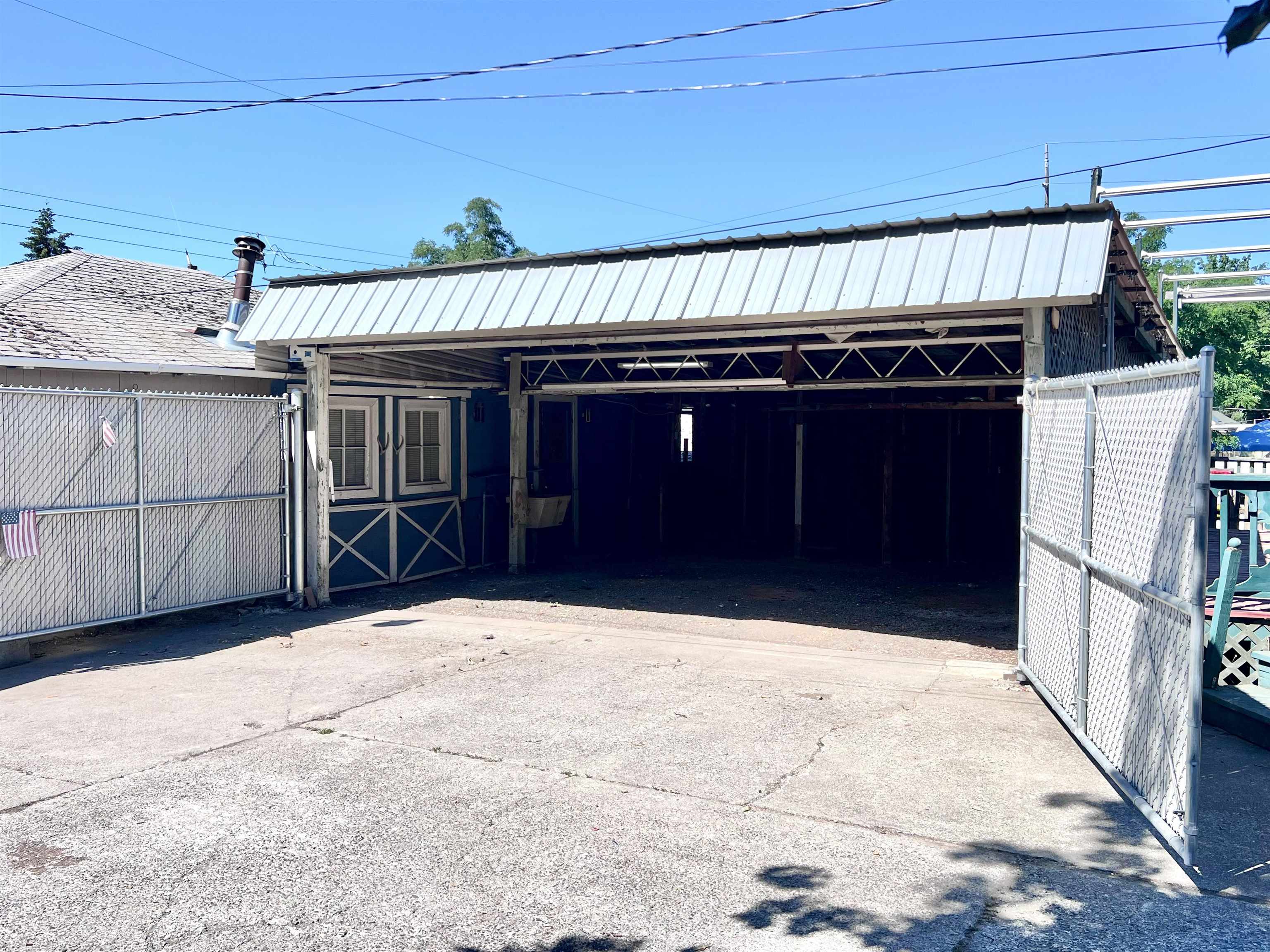 1424 E EMPIRE Ave - Photo 39
