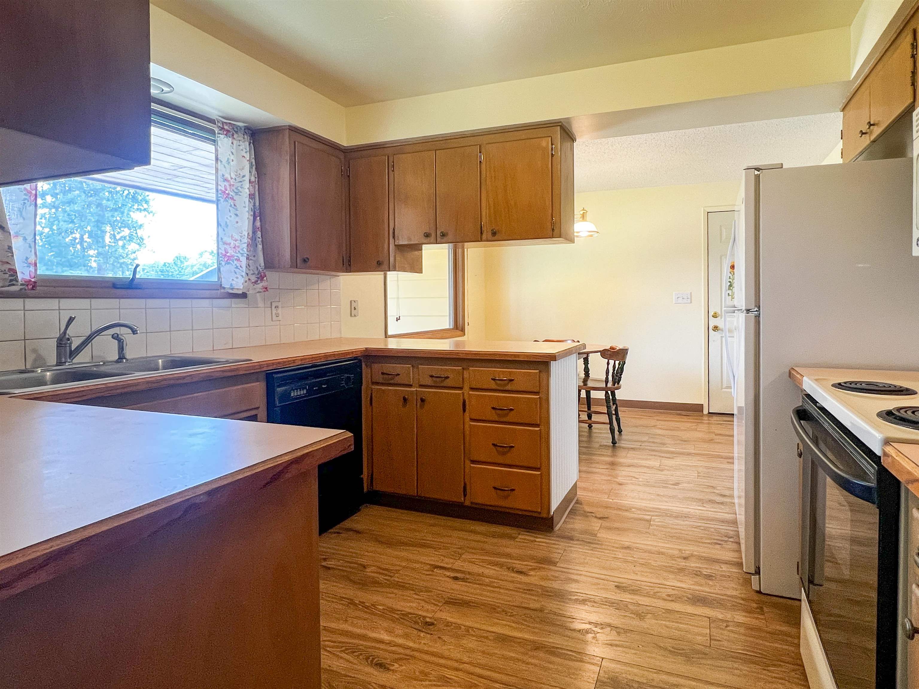 11325 N Post St - Photo 7