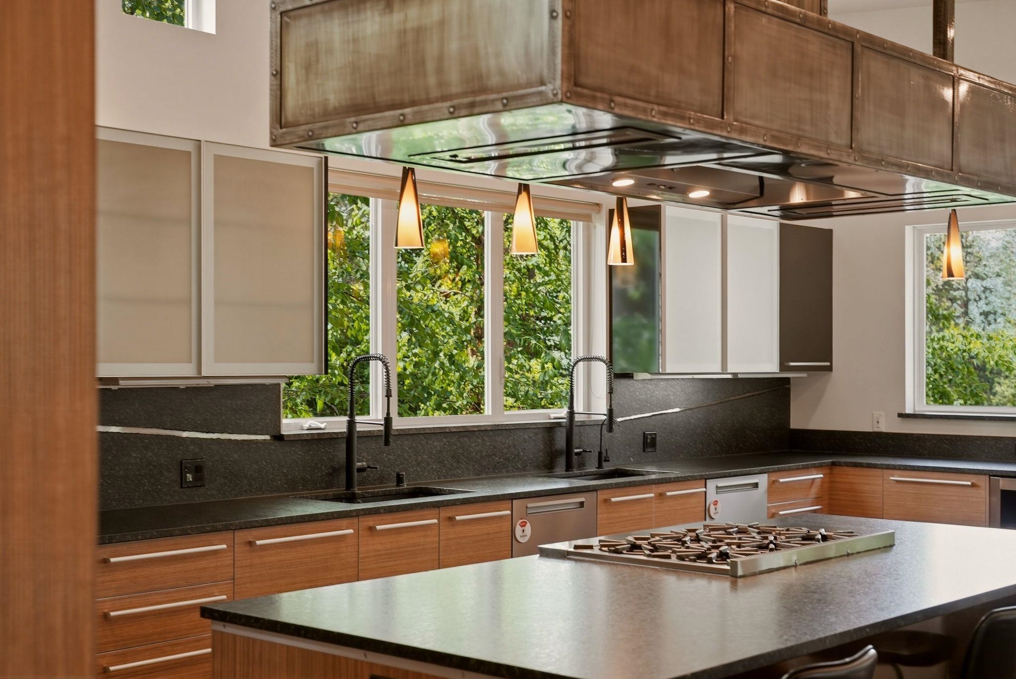 1517 E 19th Ave - Photo 6