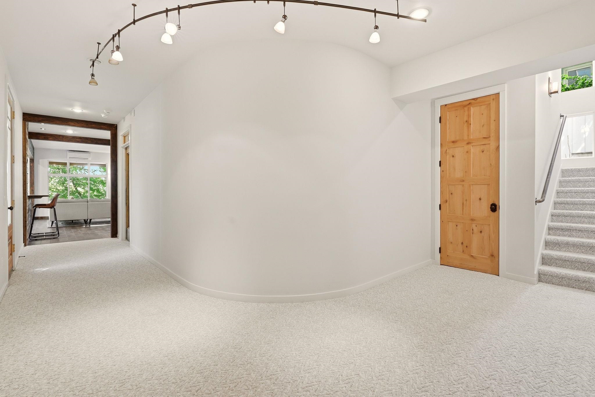 1517 E 19th Ave - Photo 35