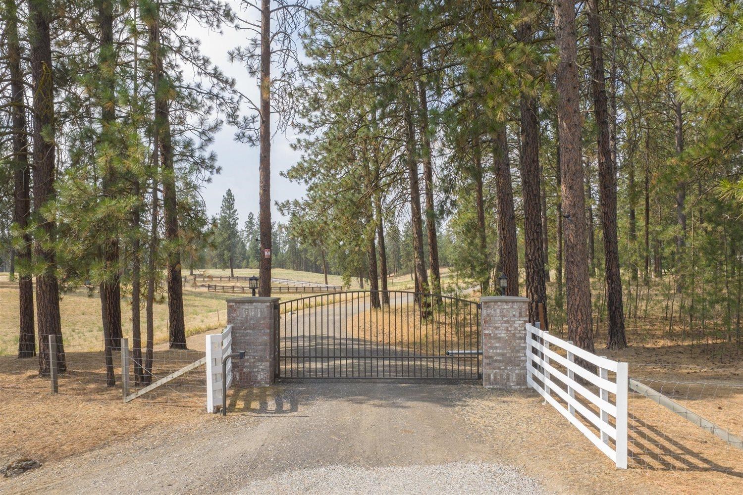 19505 N Newport Rd - Photo 3