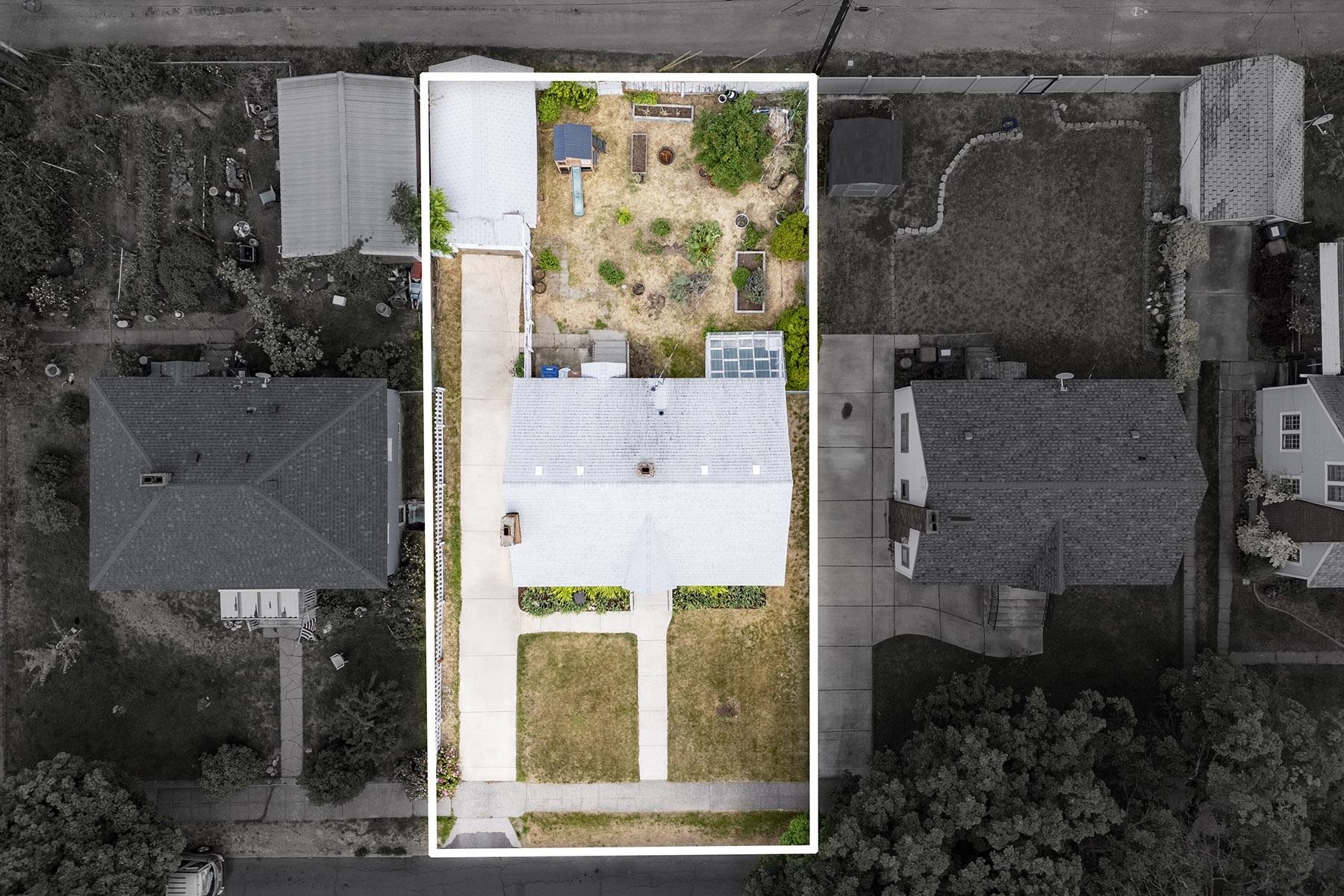 307 E Hoffman Ave - Photo 40