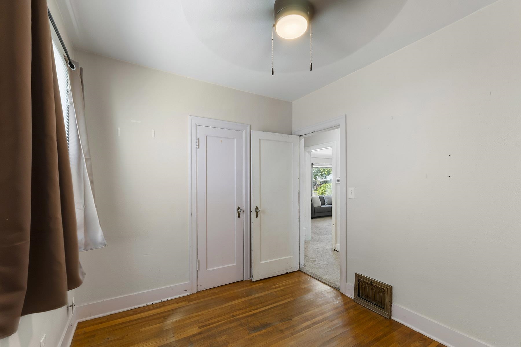 307 E Hoffman Ave - Photo 20