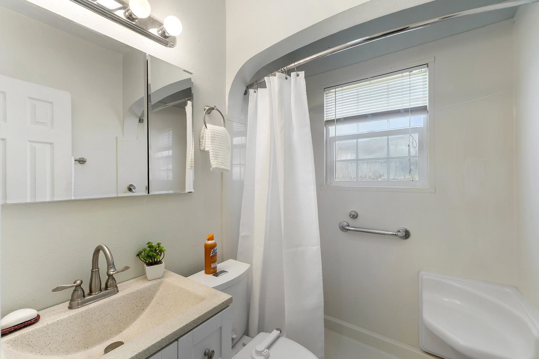 307 E Hoffman Ave - Photo 17