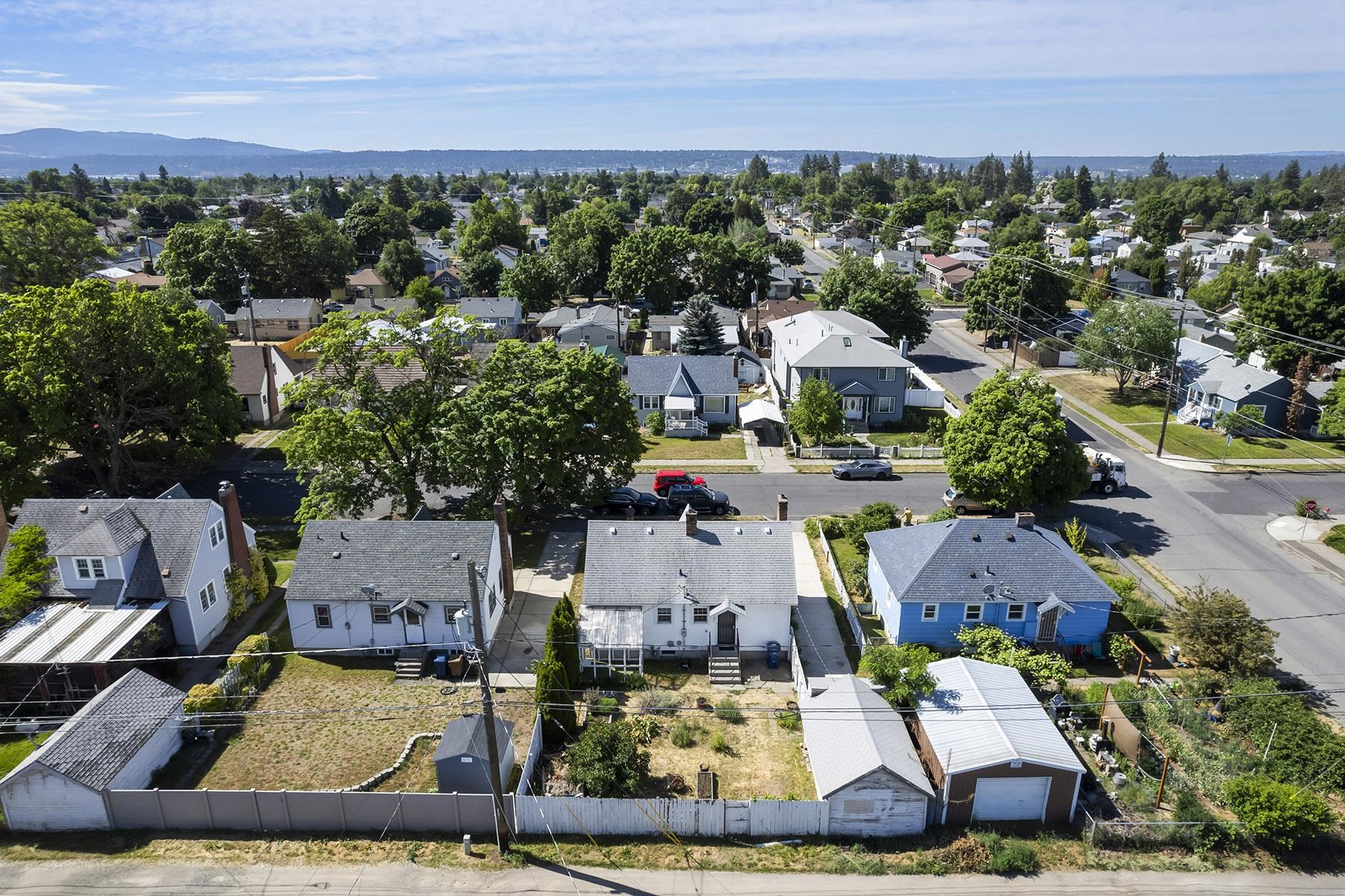 307 E Hoffman Ave - Photo 42