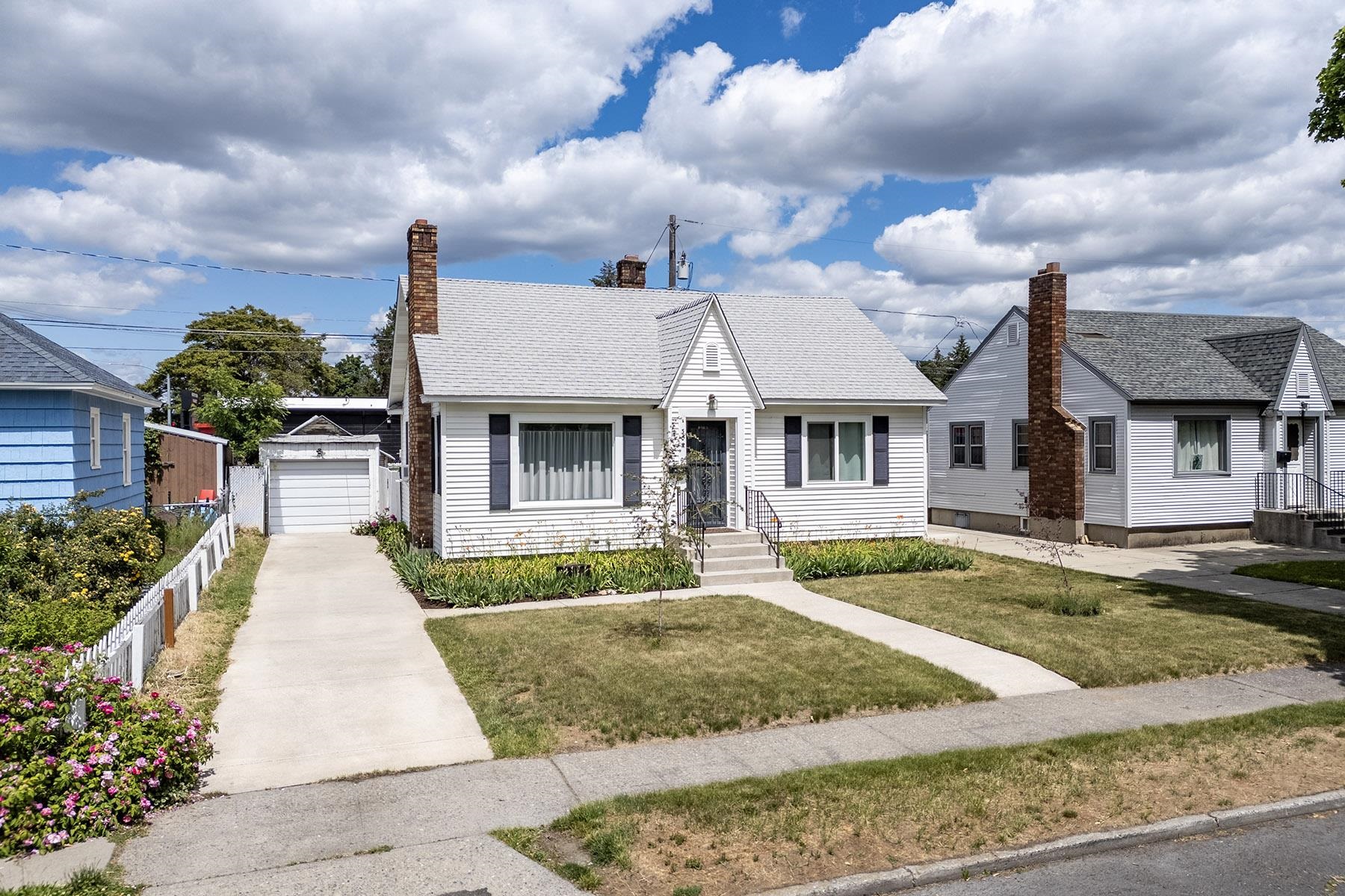 307 E Hoffman Ave - Photo 45