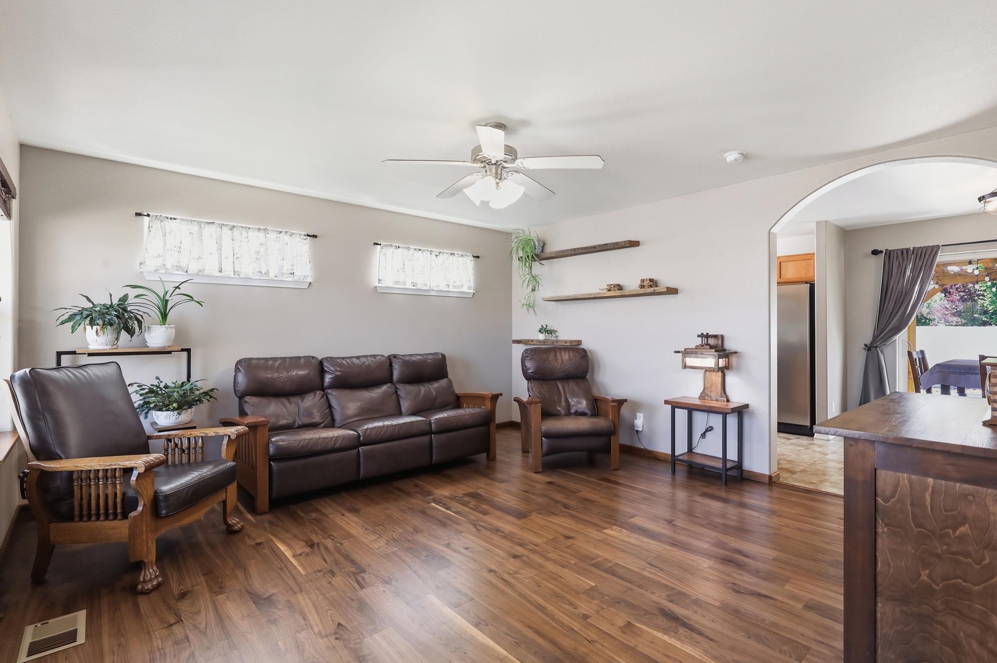 17410 E Knox Ave - Photo 3