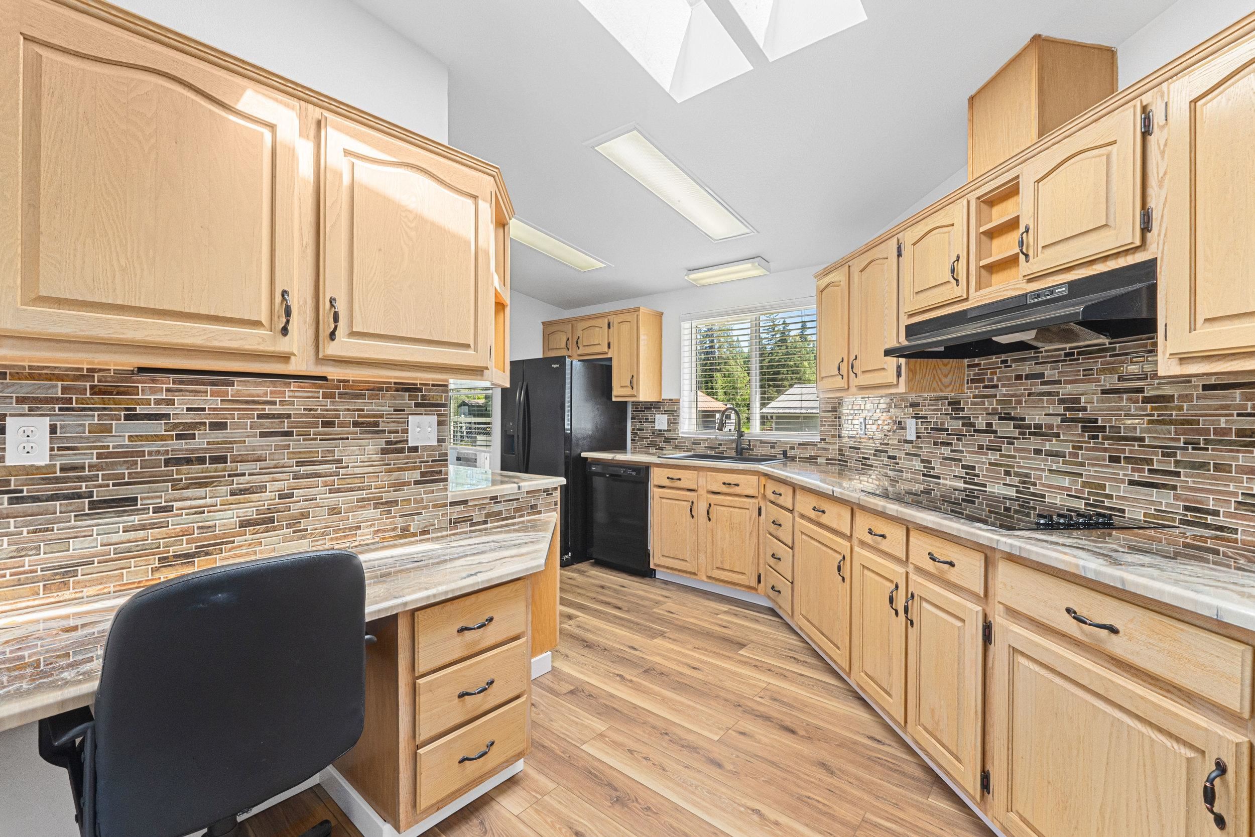 502 Levitch Rd - Photo 8
