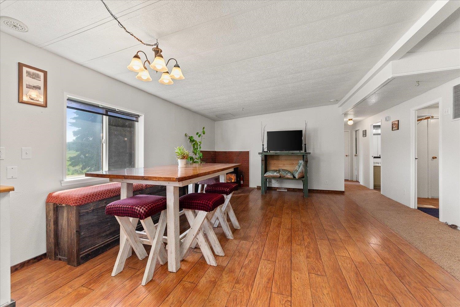 275 E Newport Ave - Photo 13